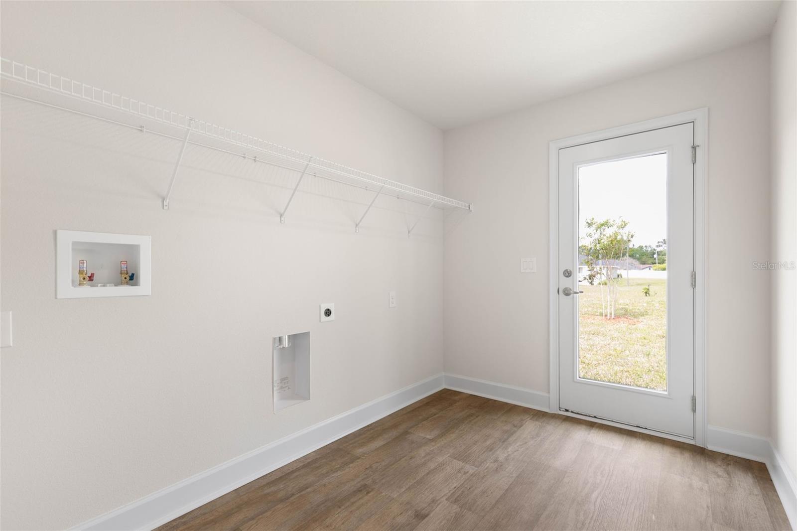 Image 38 of 41 For 19 Regina Lane