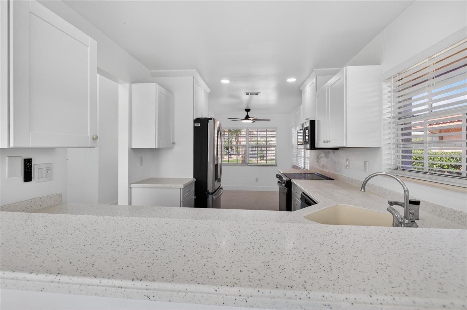 Image 13 of 35 For 16 San Miguel