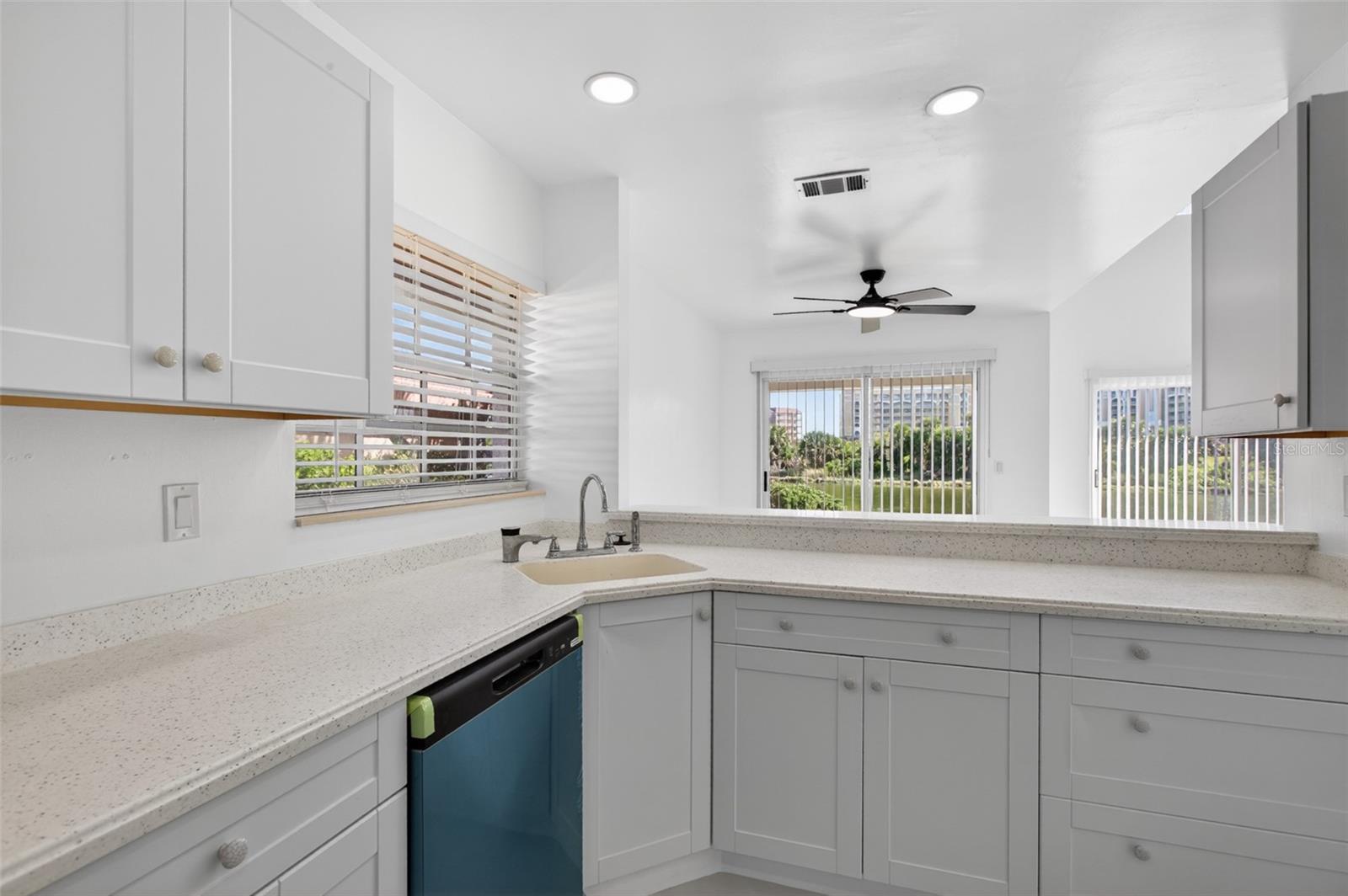 Image 17 of 35 For 16 San Miguel