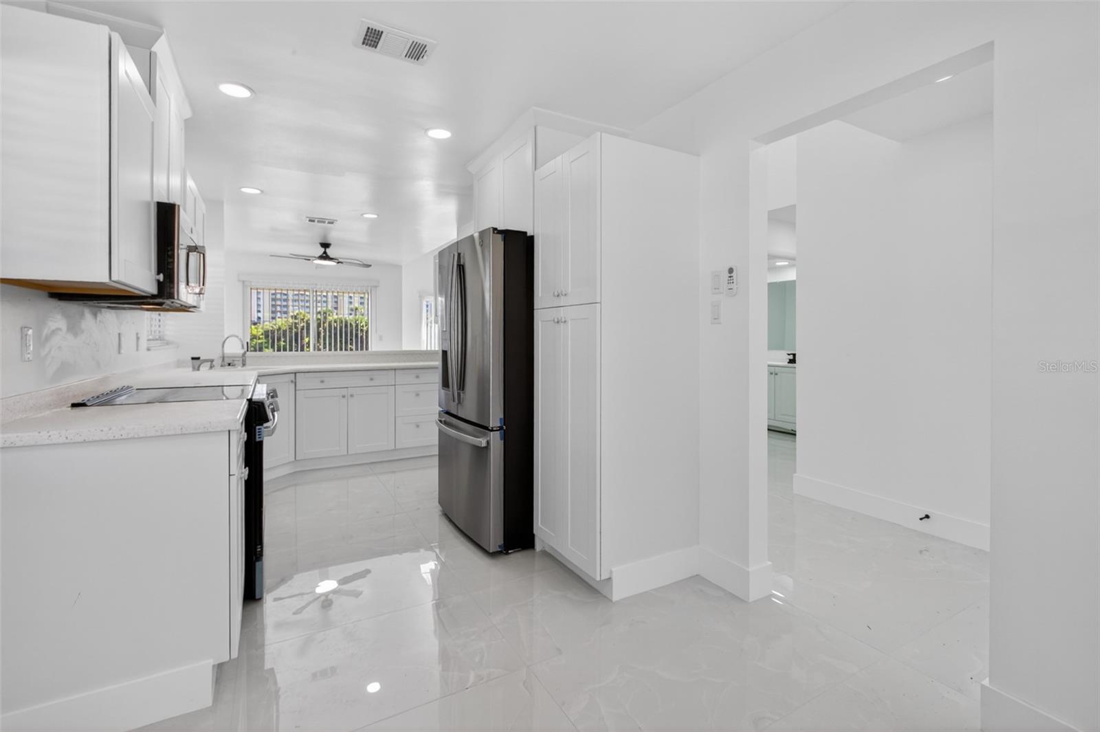 Image 18 of 35 For 16 San Miguel