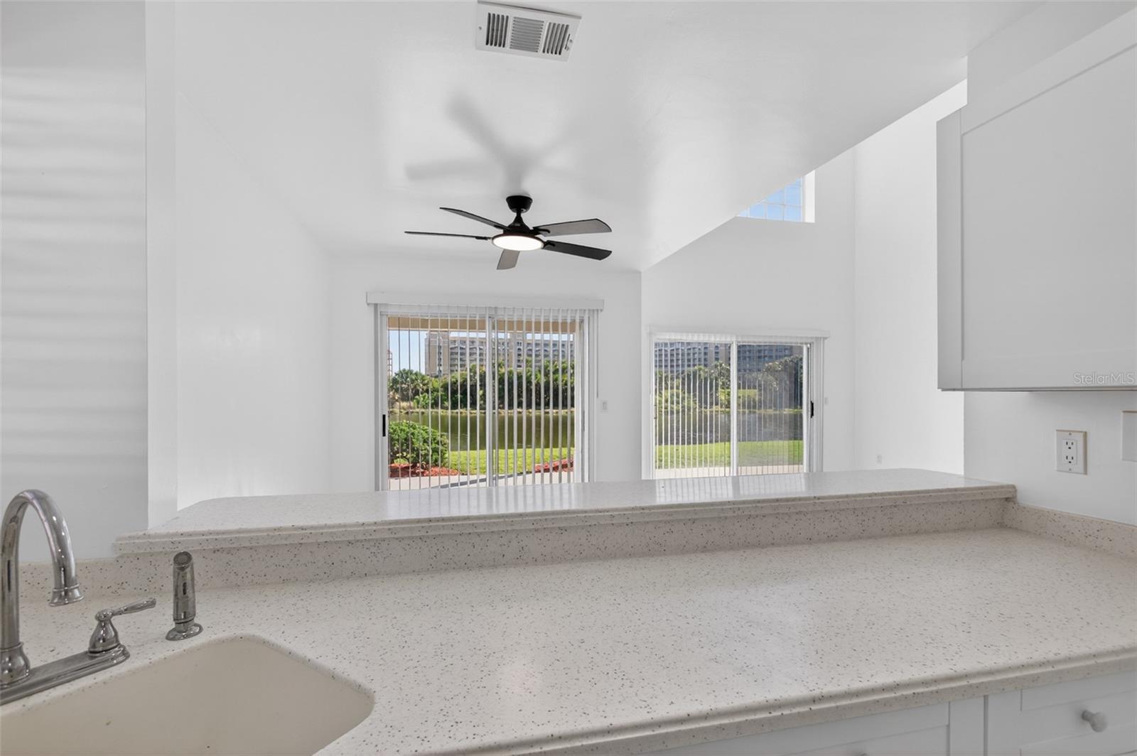 Image 19 of 35 For 16 San Miguel