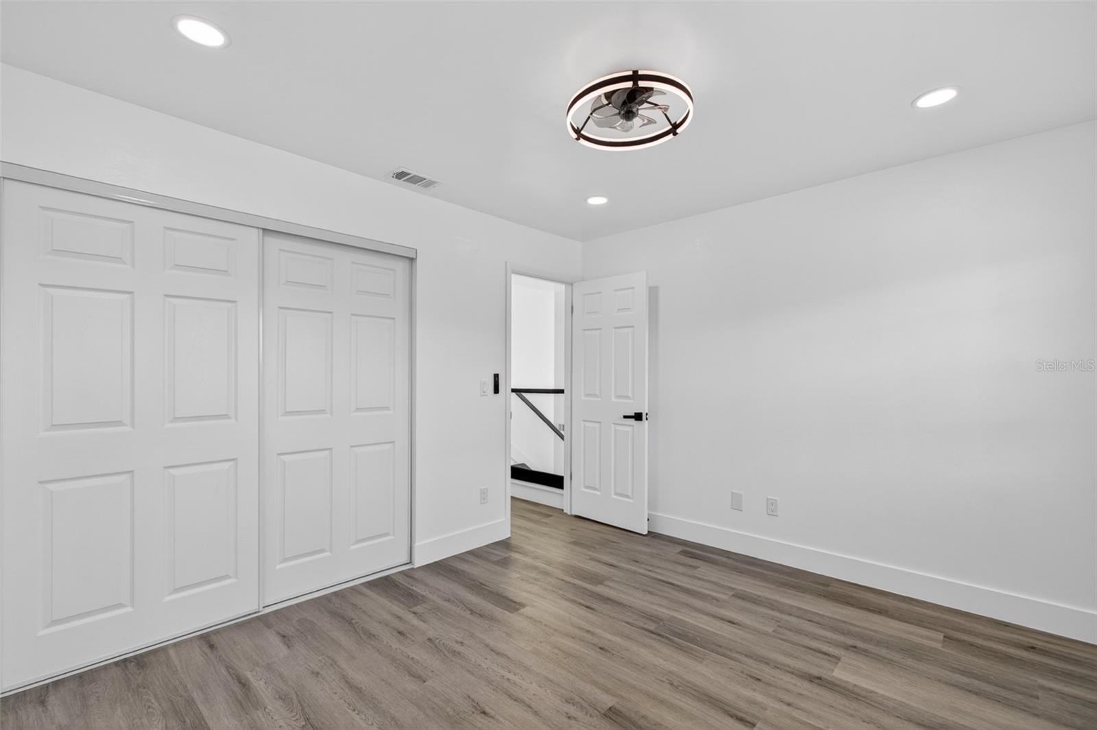 Image 32 of 35 For 16 San Miguel