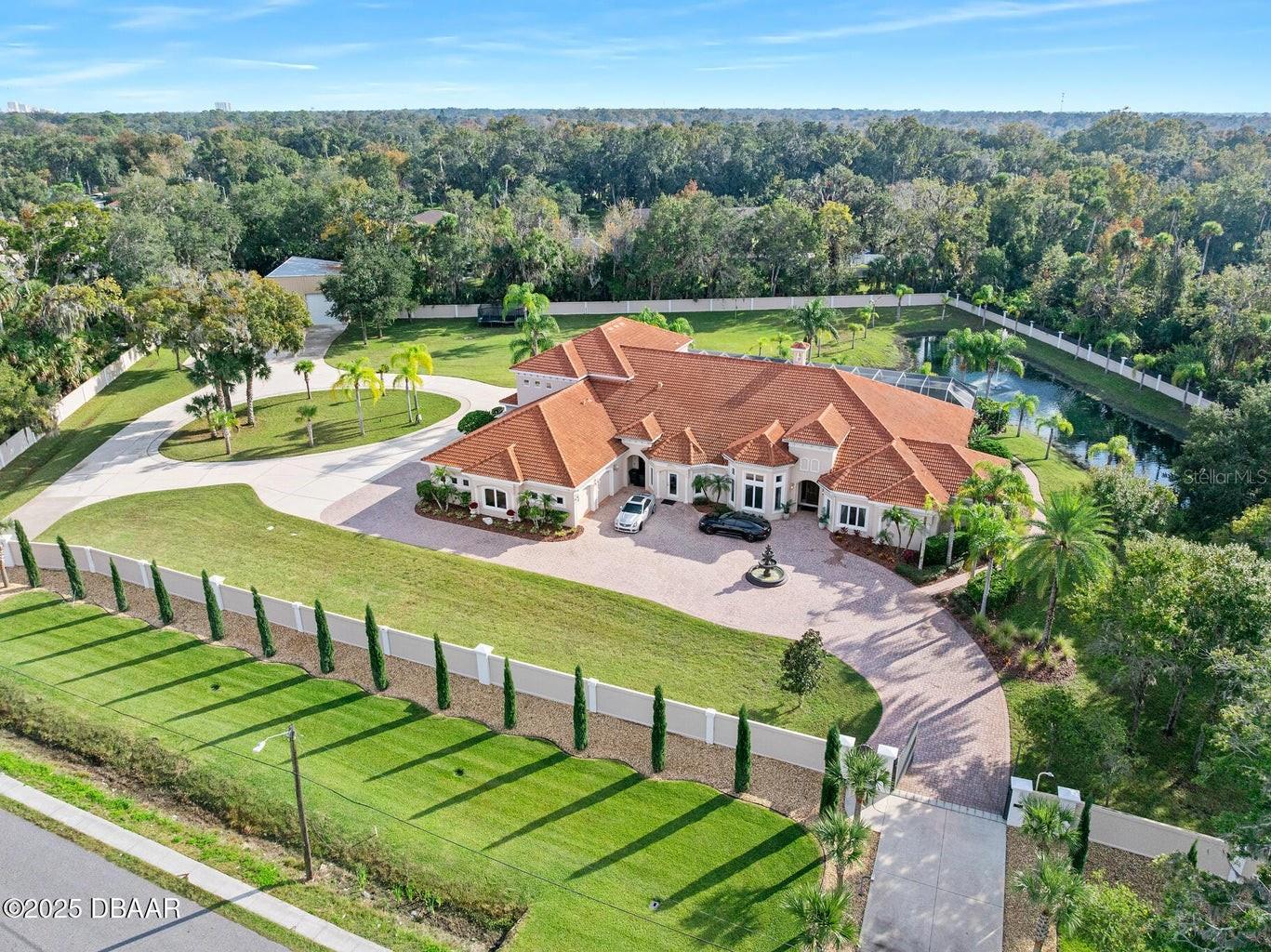 Image 2 of 100 For 602 Tomoka Avenue