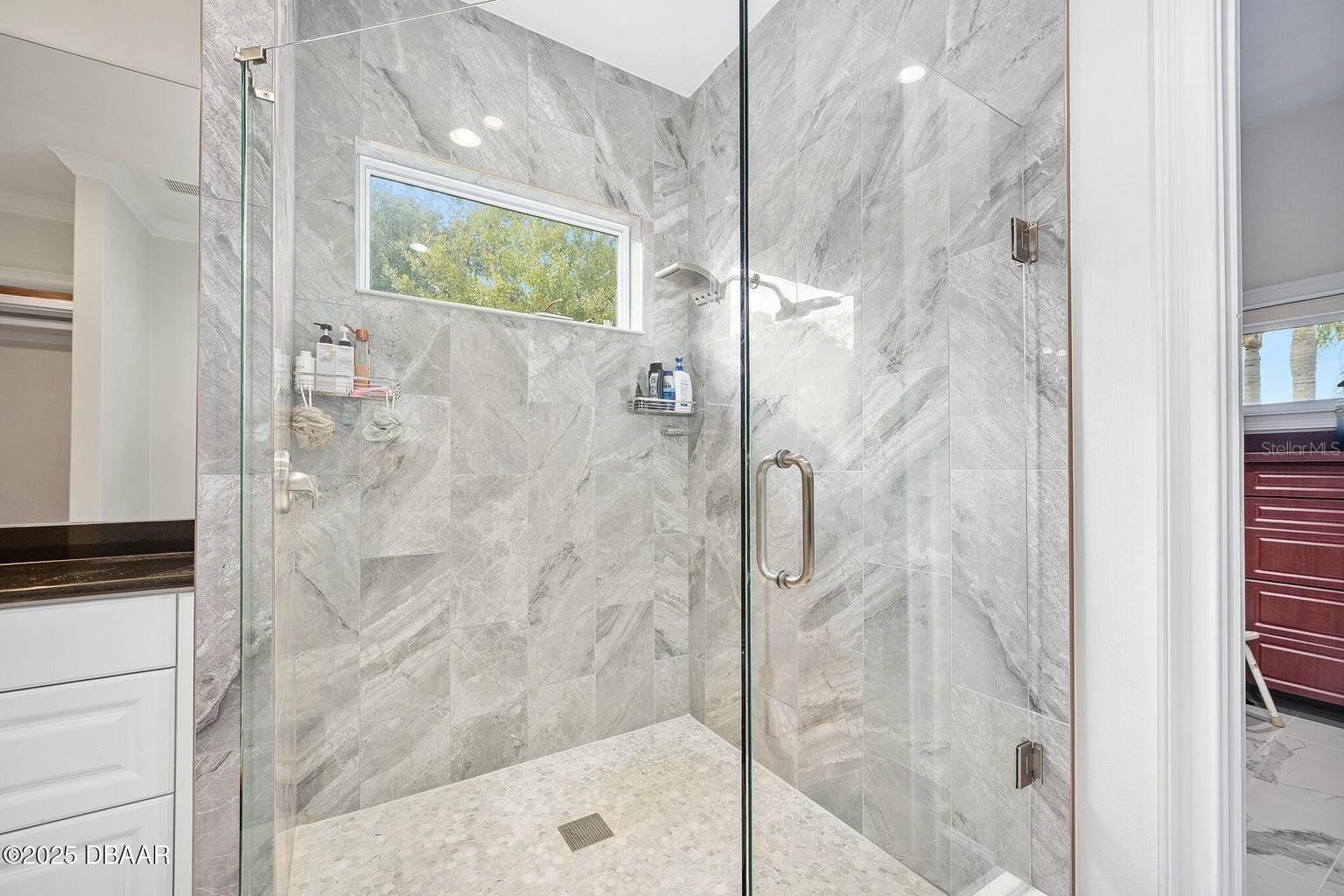 Image 27 of 100 For 602 Tomoka Avenue