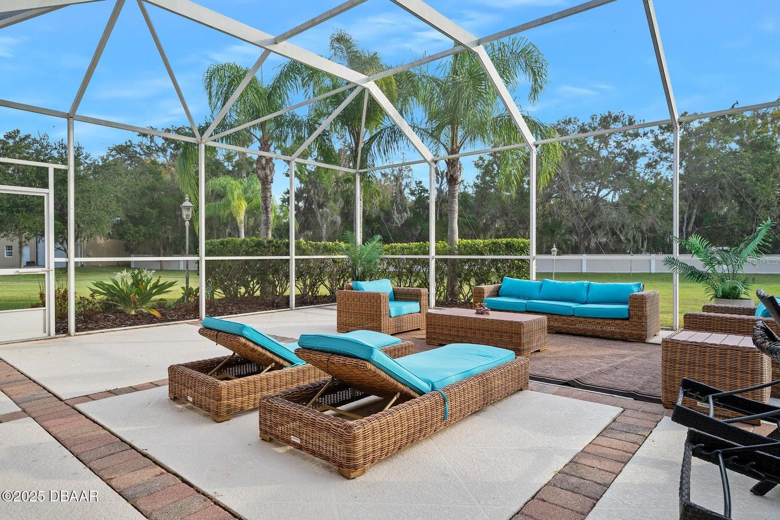 Image 46 of 100 For 602 Tomoka Avenue