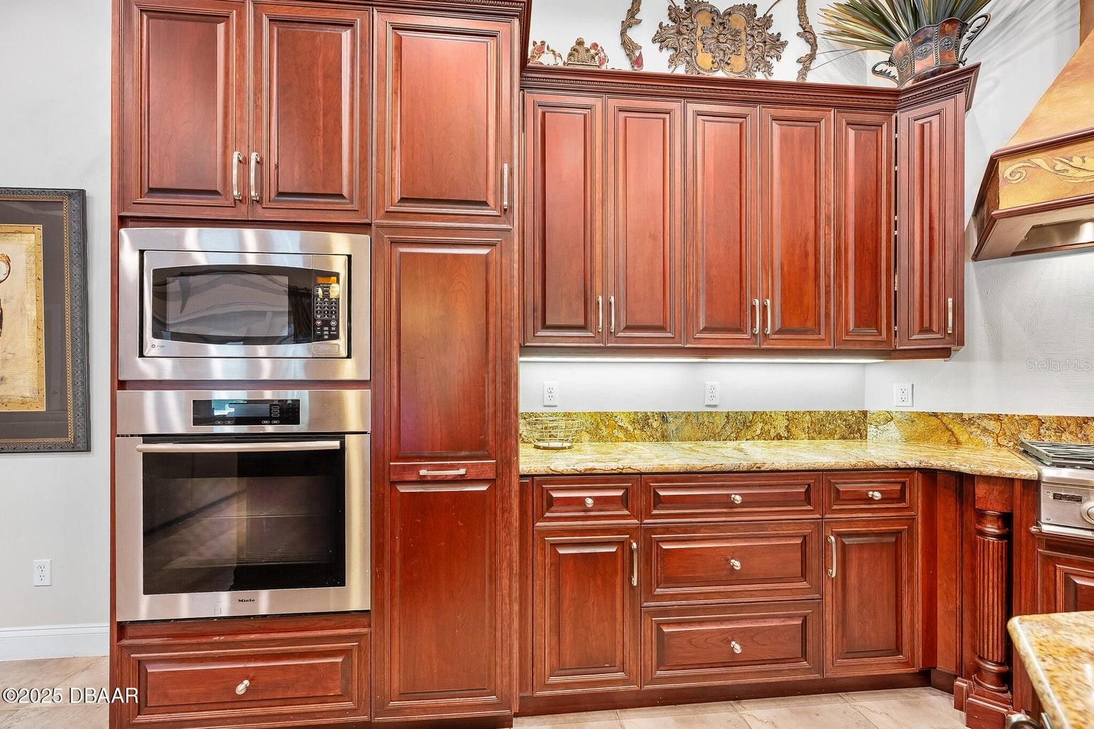 Image 53 of 100 For 602 Tomoka Avenue