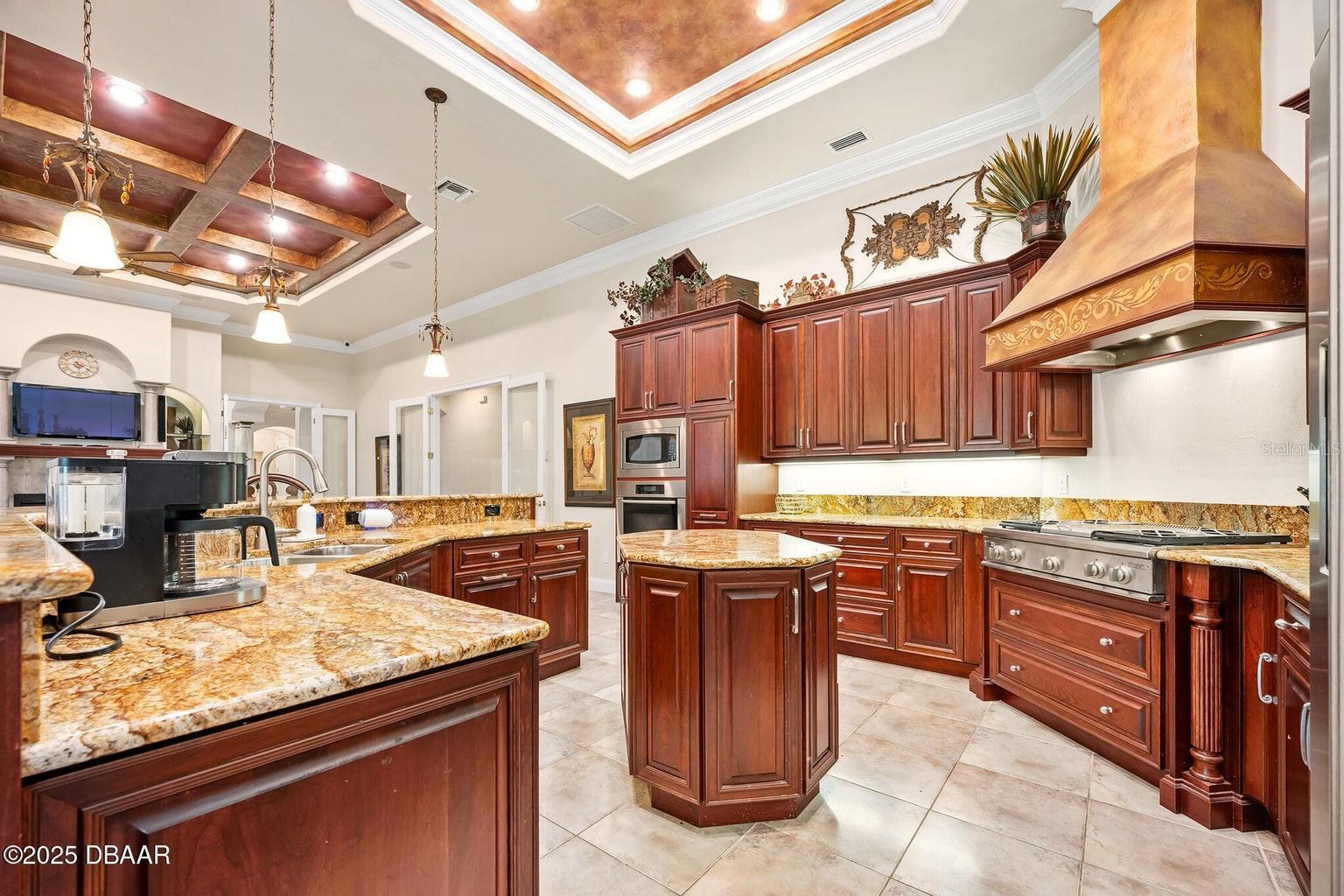 Image 54 of 100 For 602 Tomoka Avenue