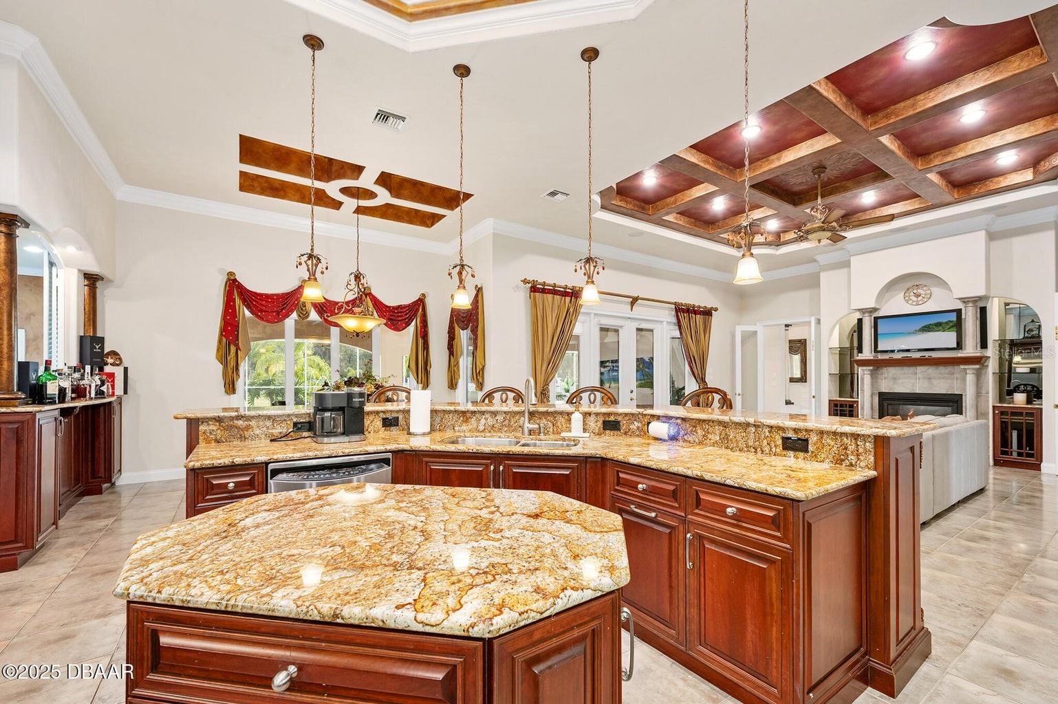 Image 57 of 100 For 602 Tomoka Avenue