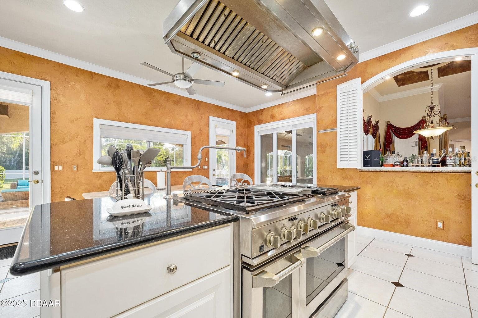 Image 60 of 100 For 602 Tomoka Avenue