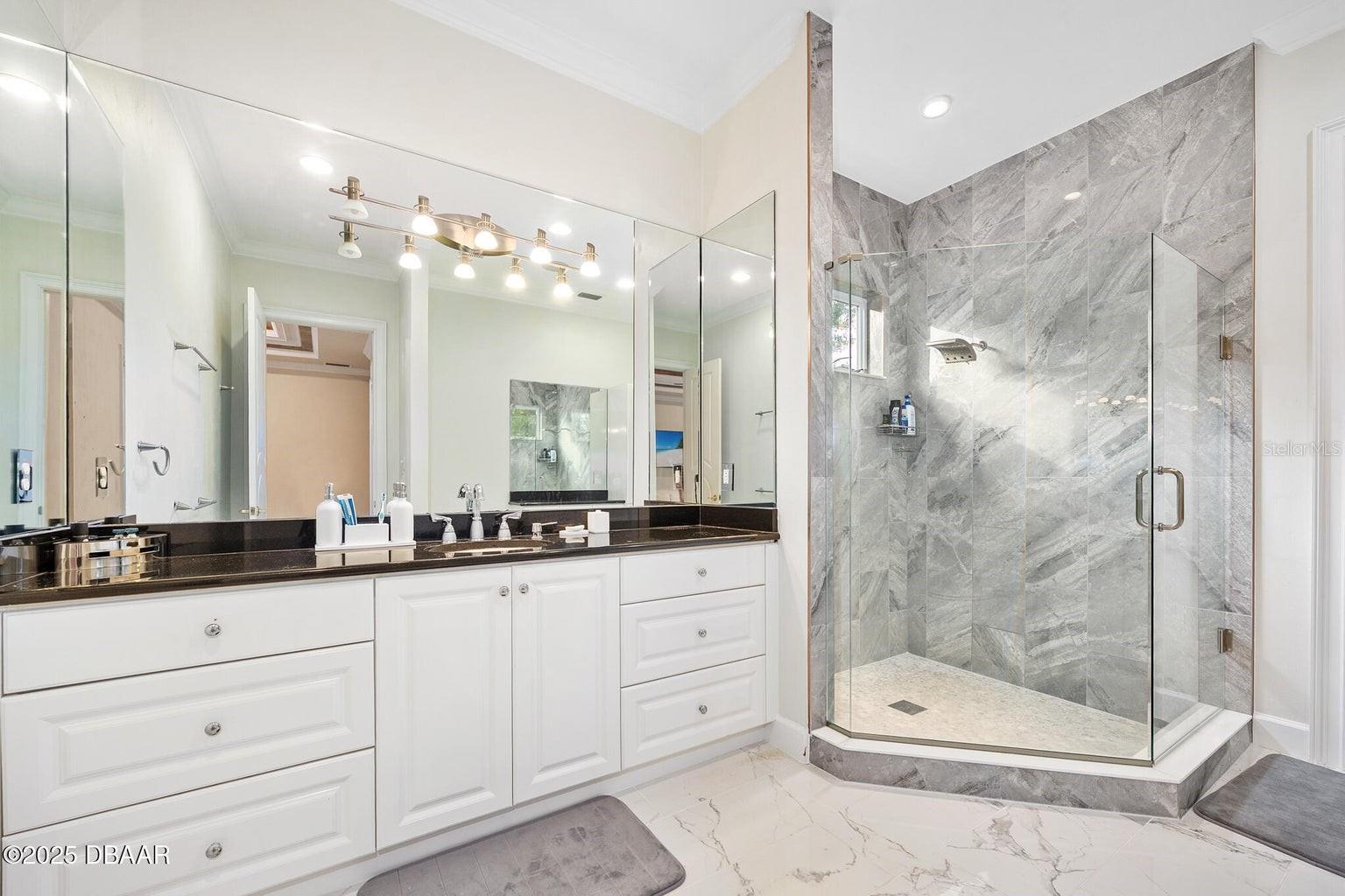 Image 88 of 100 For 602 Tomoka Avenue