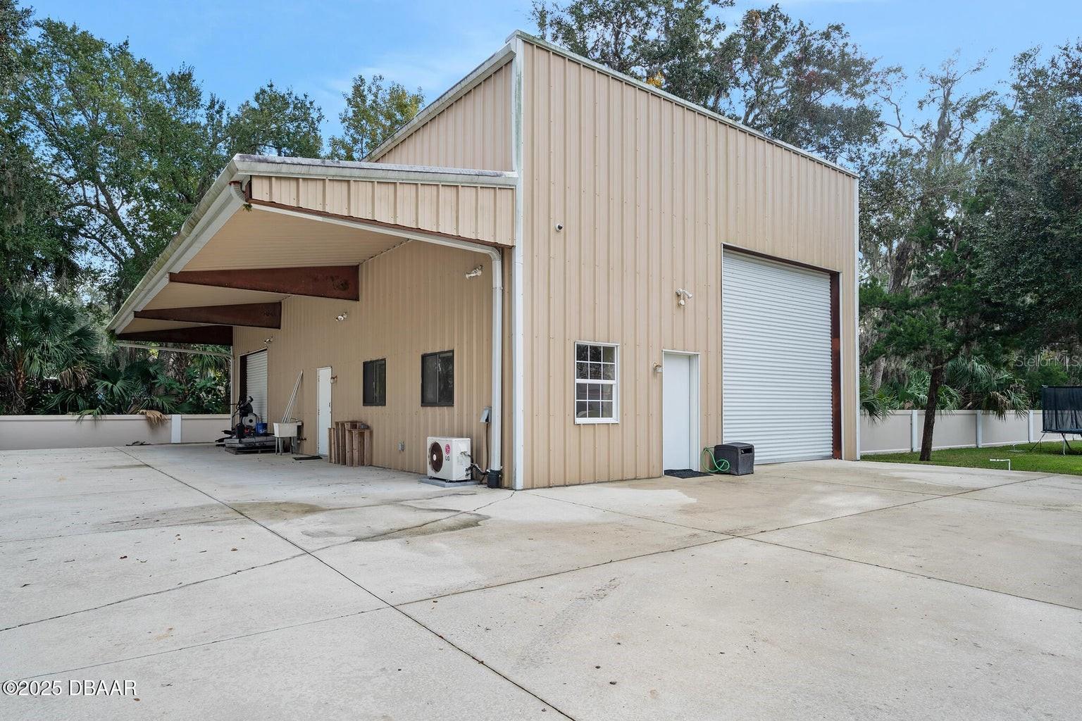 Image 95 of 100 For 602 Tomoka Avenue