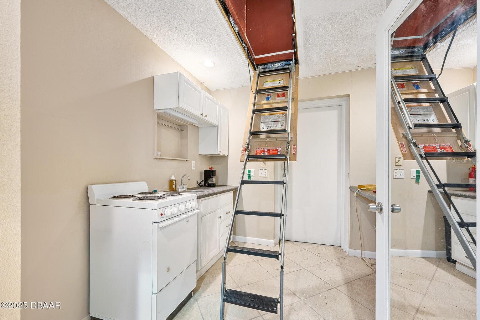 Image 99 of 100 For 602 Tomoka Avenue