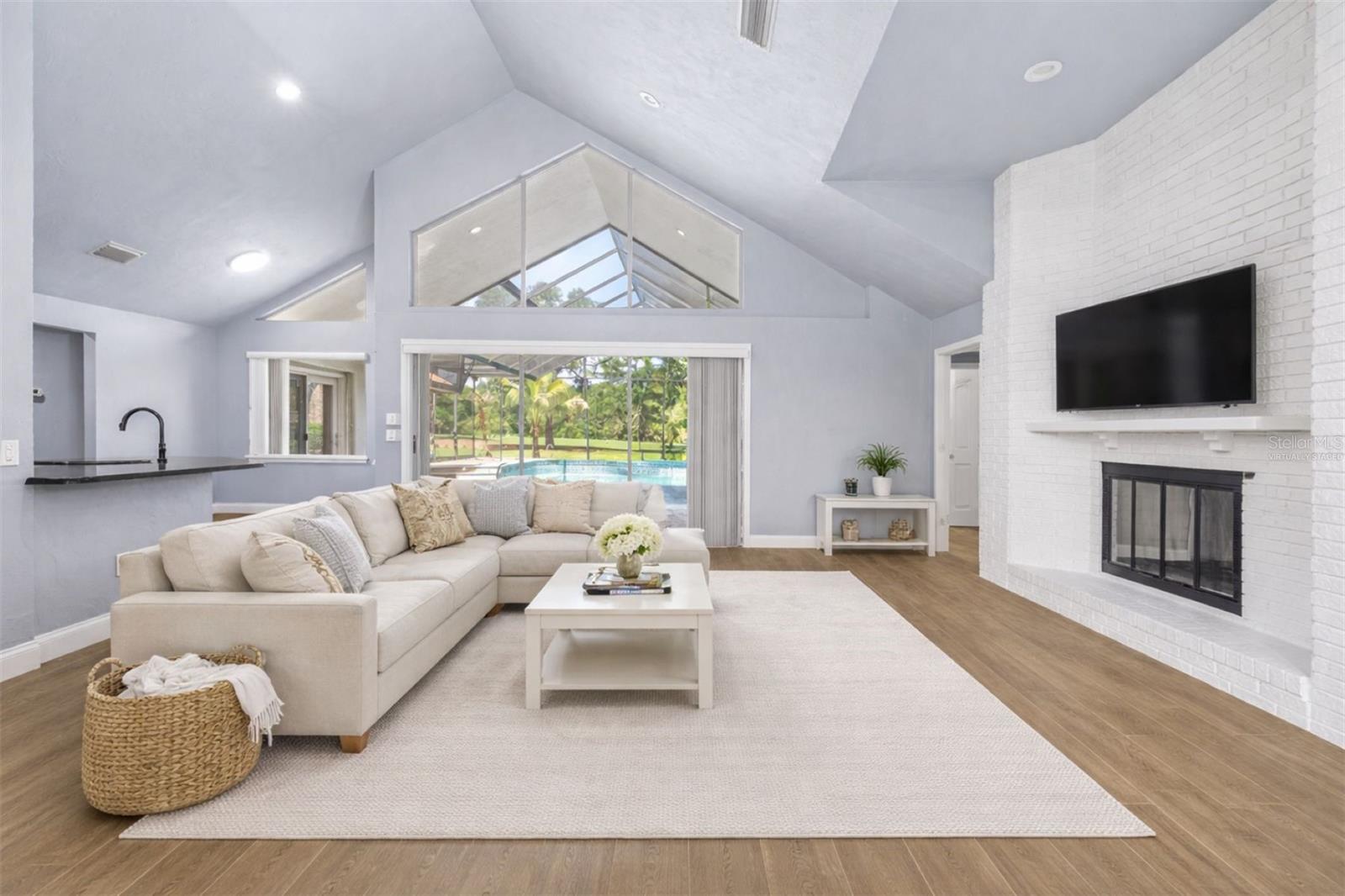 Image 5 of 97 For 31 Magnolia Court