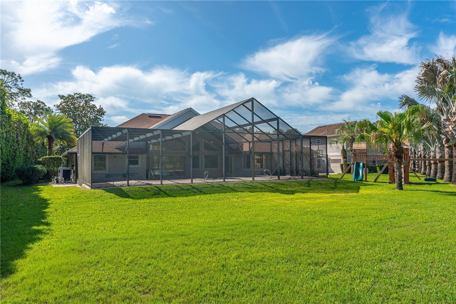 Image 73 of 97 For 31 Magnolia Court