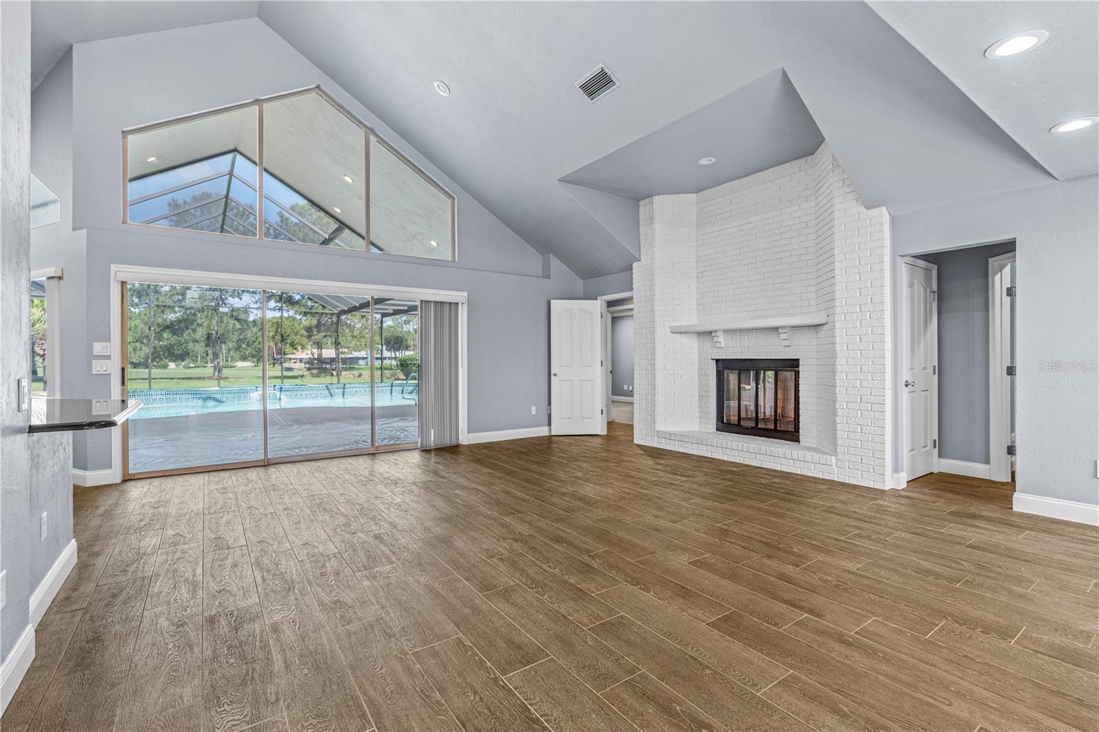 Image 8 of 97 For 31 Magnolia Court