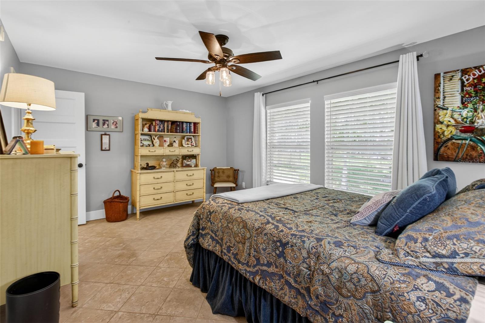 Image 18 of 43 For 137 & 135 Riverside Drive