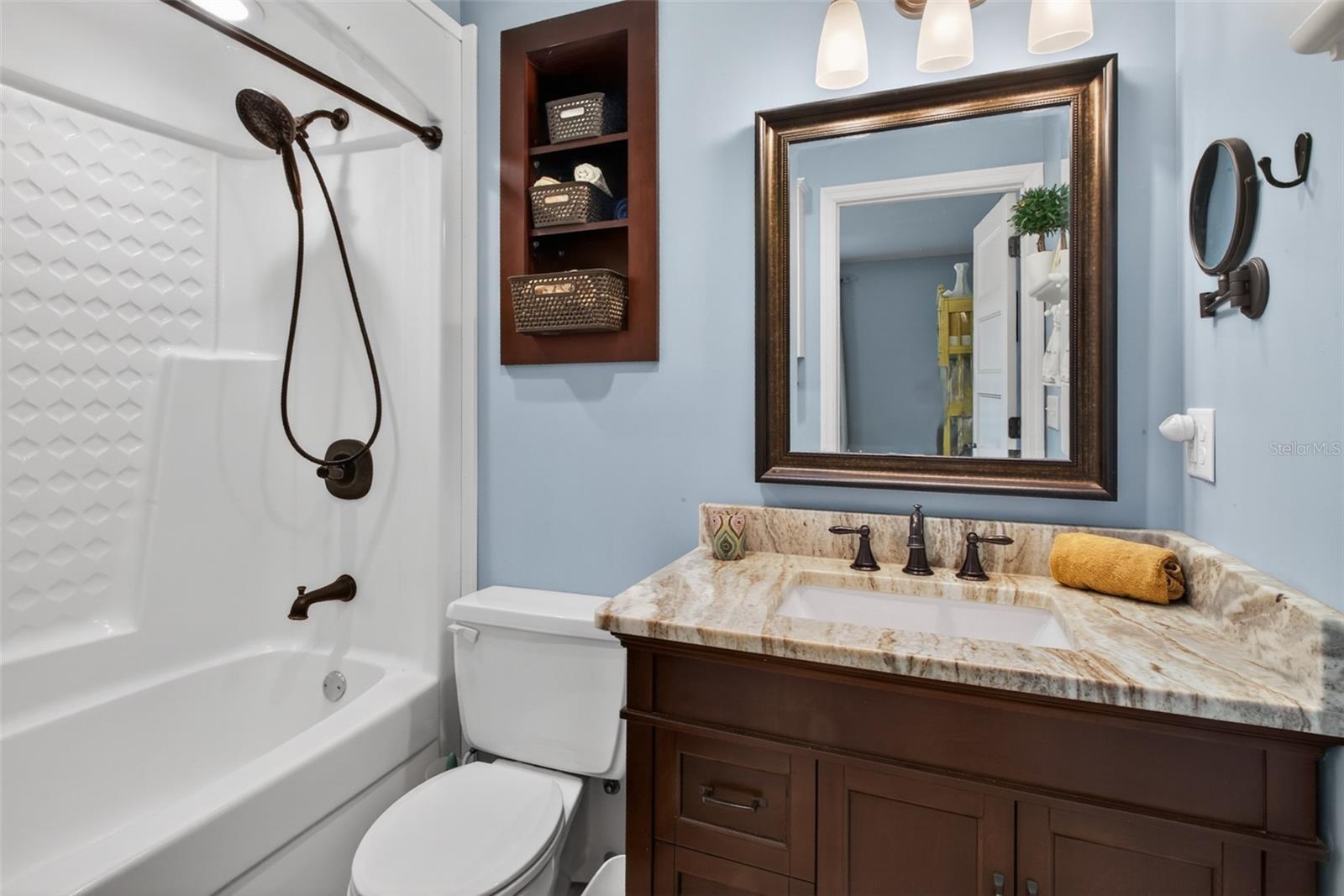 Image 21 of 43 For 137 & 135 Riverside Drive