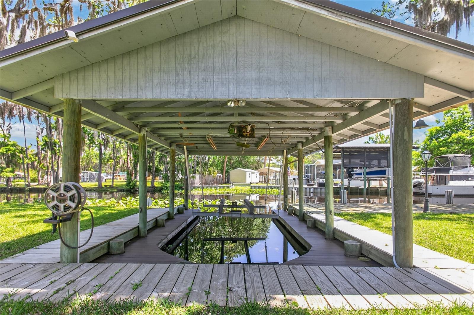 Image 32 of 43 For 137 & 135 Riverside Drive