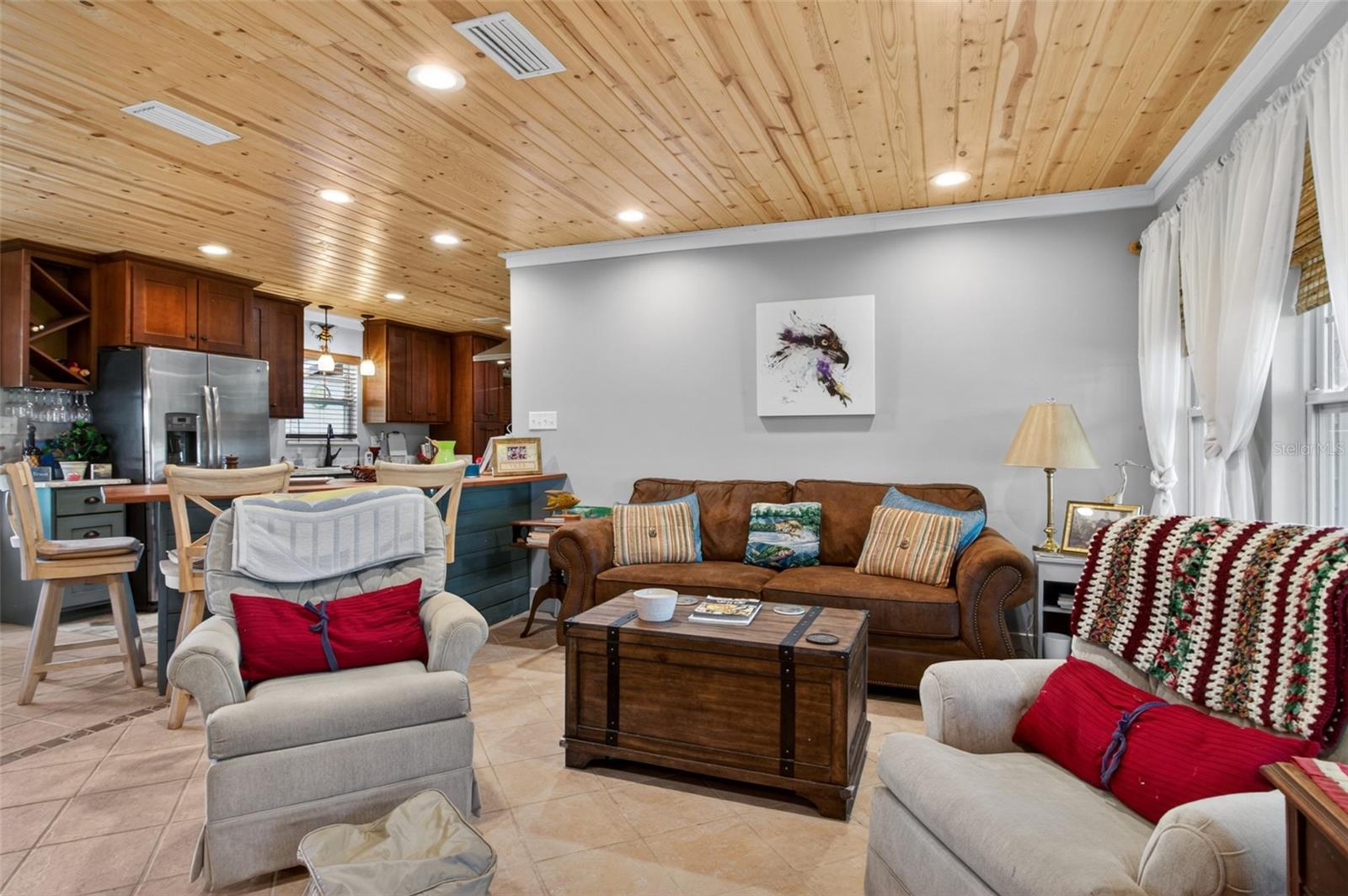 Image 7 of 43 For 137 & 135 Riverside Drive