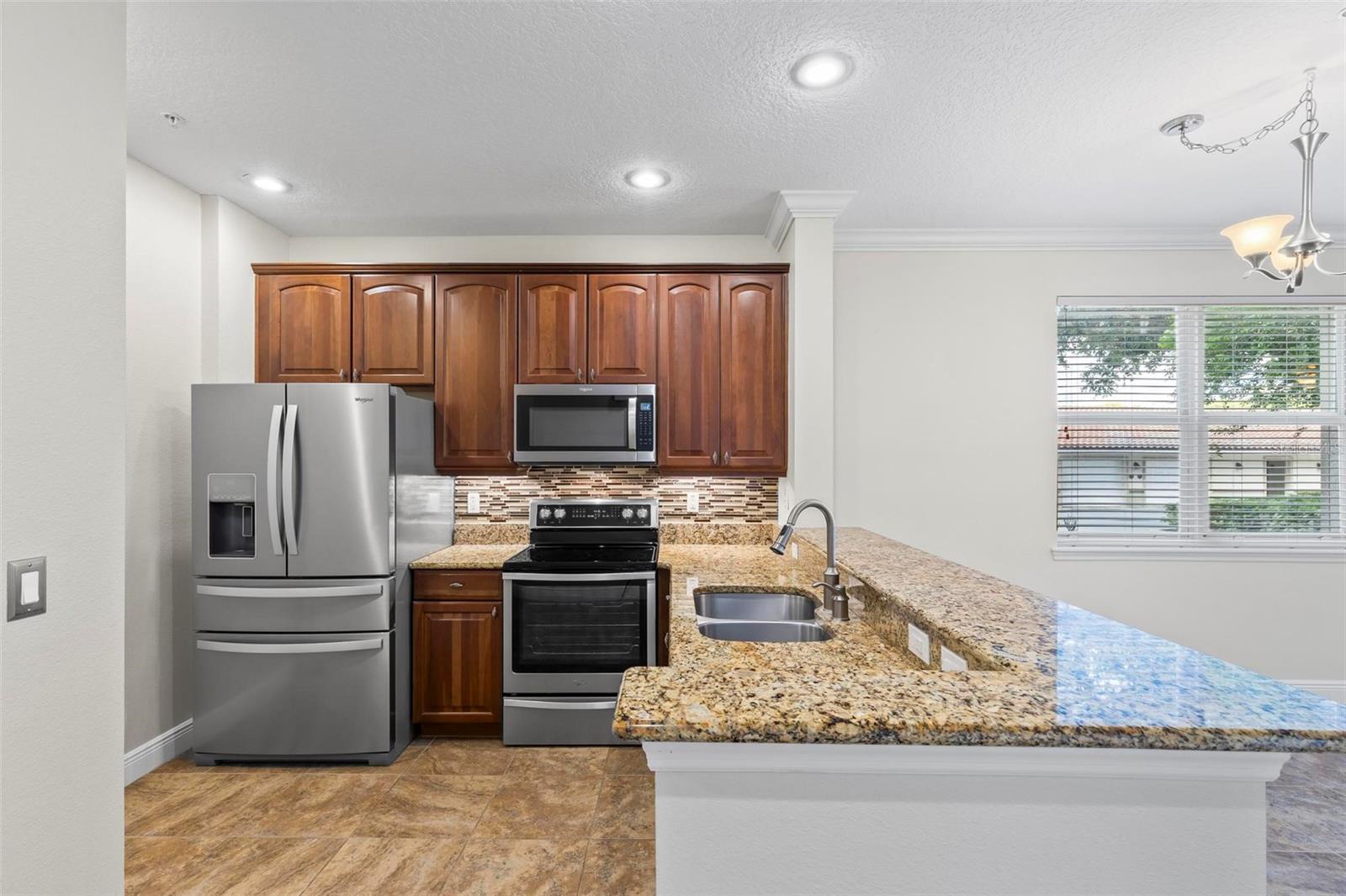 Image 14 of 55 For 45 Riverview Bend S 1911