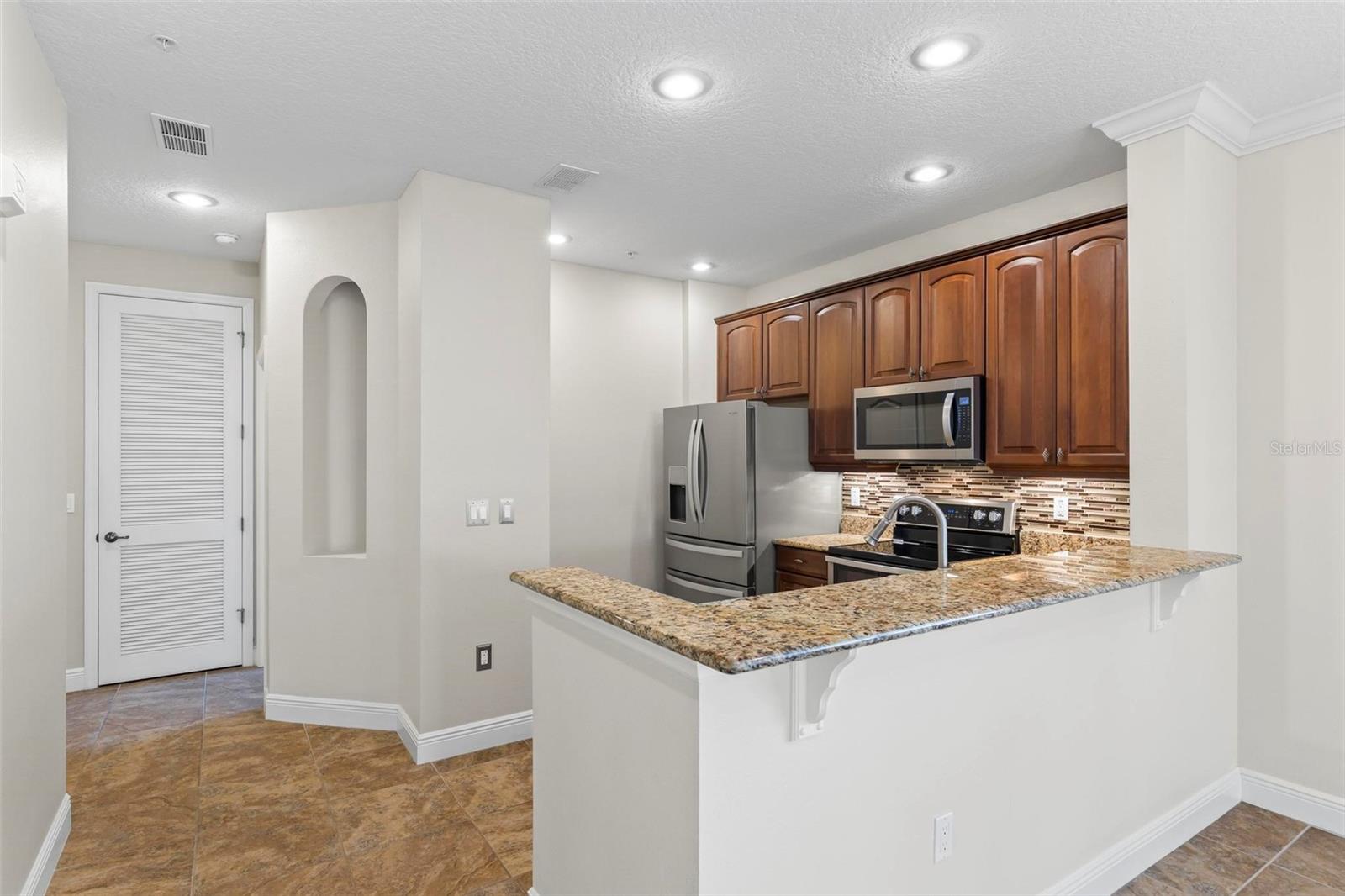 Image 15 of 55 For 45 Riverview Bend S 1911