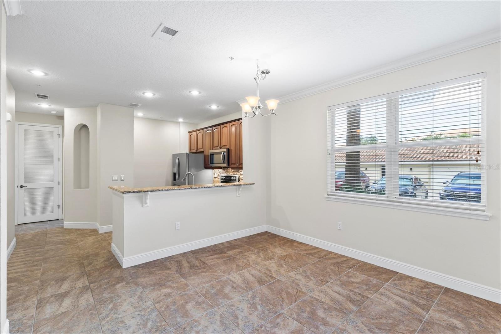 Image 24 of 55 For 45 Riverview Bend S 1911