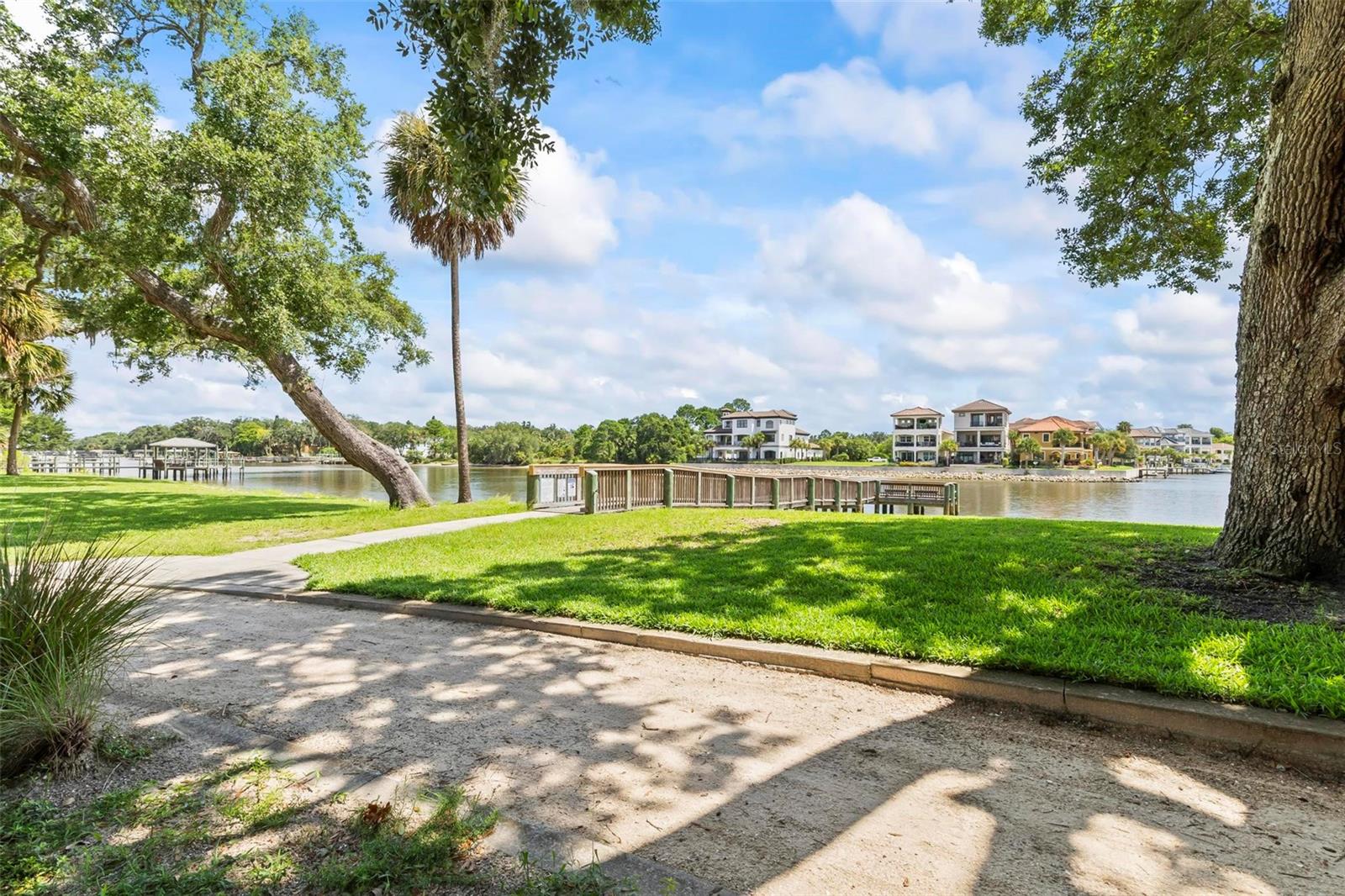 Image 41 of 55 For 45 Riverview Bend S 1911