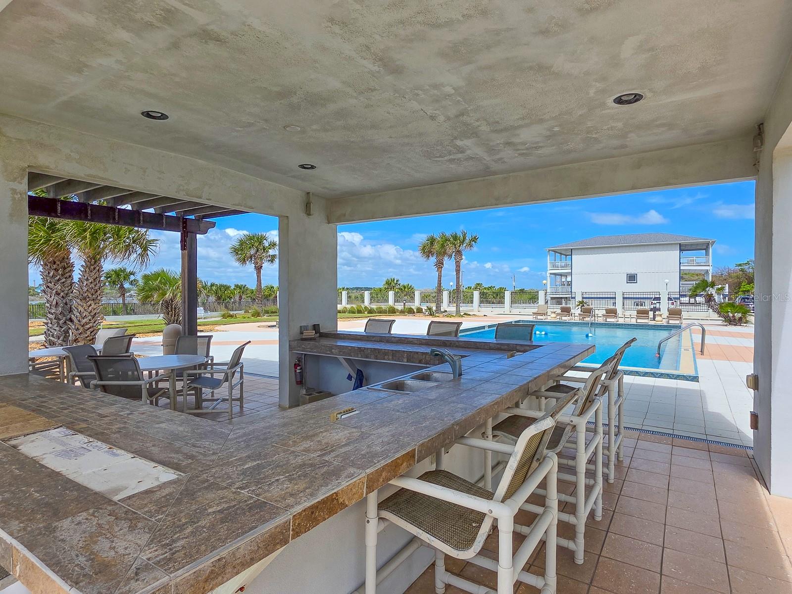 Image 30 of 41 For 1601 Central Avenue 202