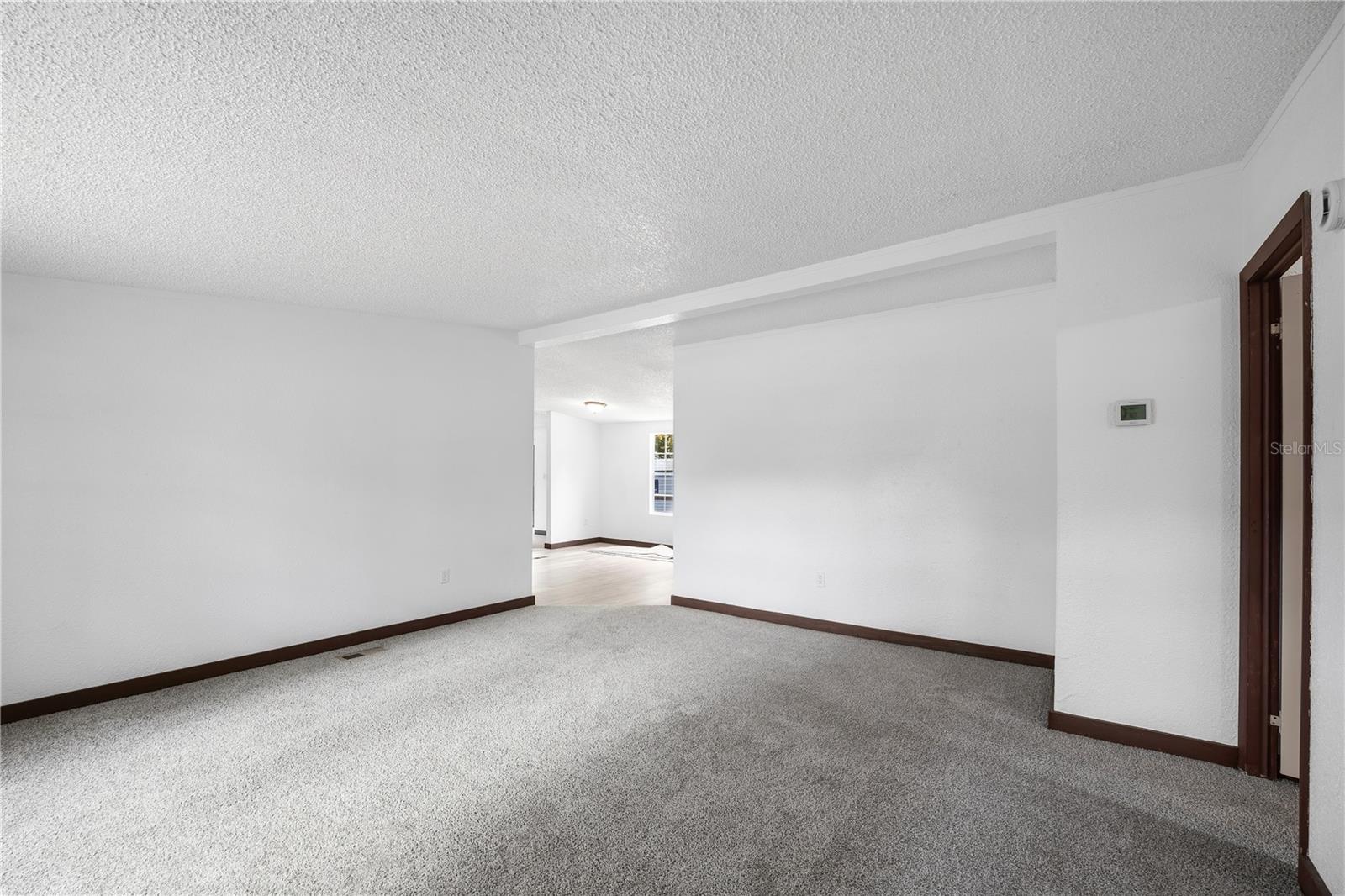 Image 12 of 54 For 4318 Deerfield Circle W