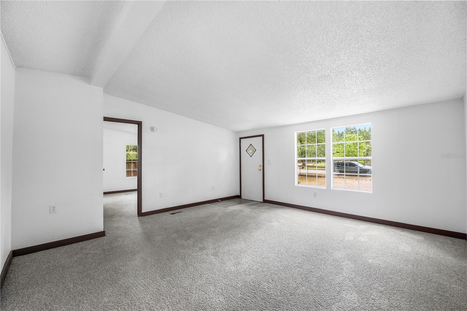 Image 2 of 54 For 4318 Deerfield Circle W