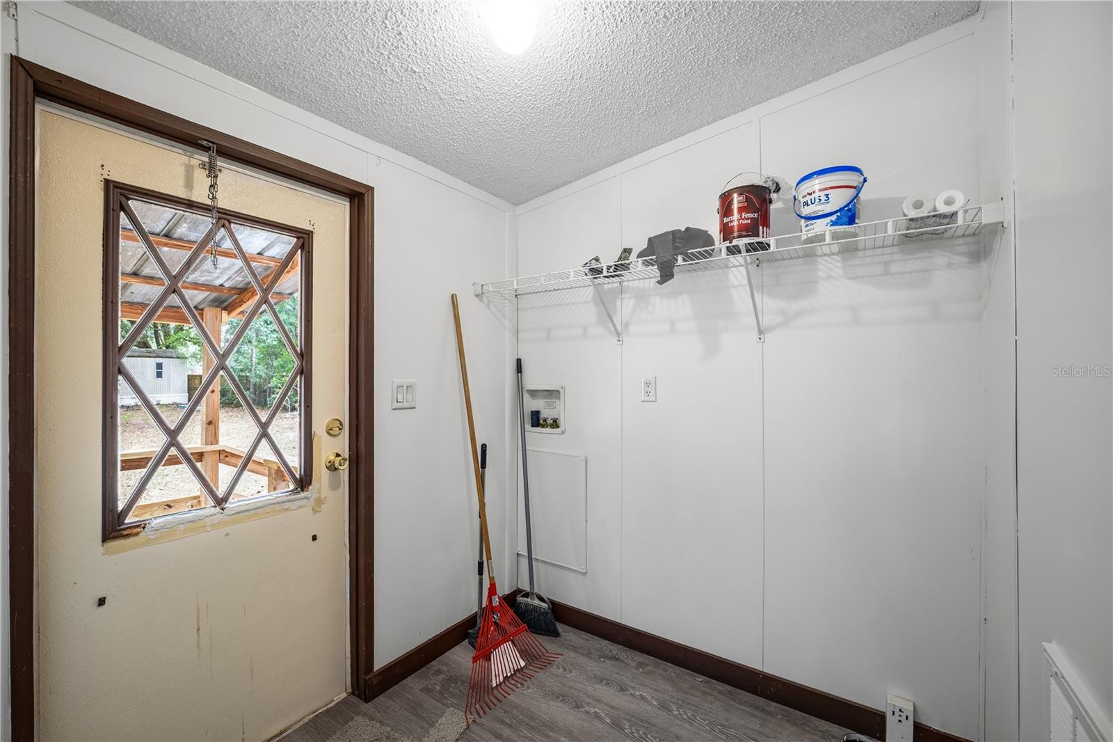 Image 35 of 54 For 4318 Deerfield Circle W