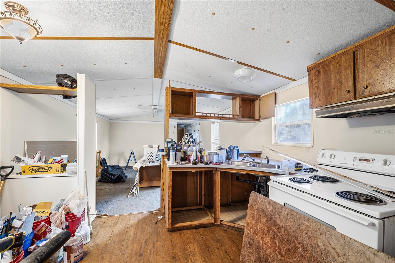 Image 46 of 54 For 4318 Deerfield Circle W