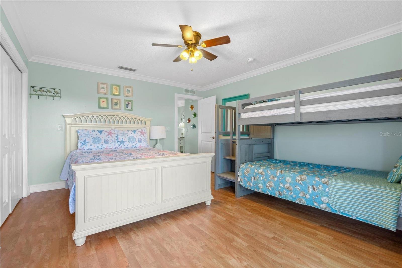 Image 36 of 57 For 9106 Mellon Court