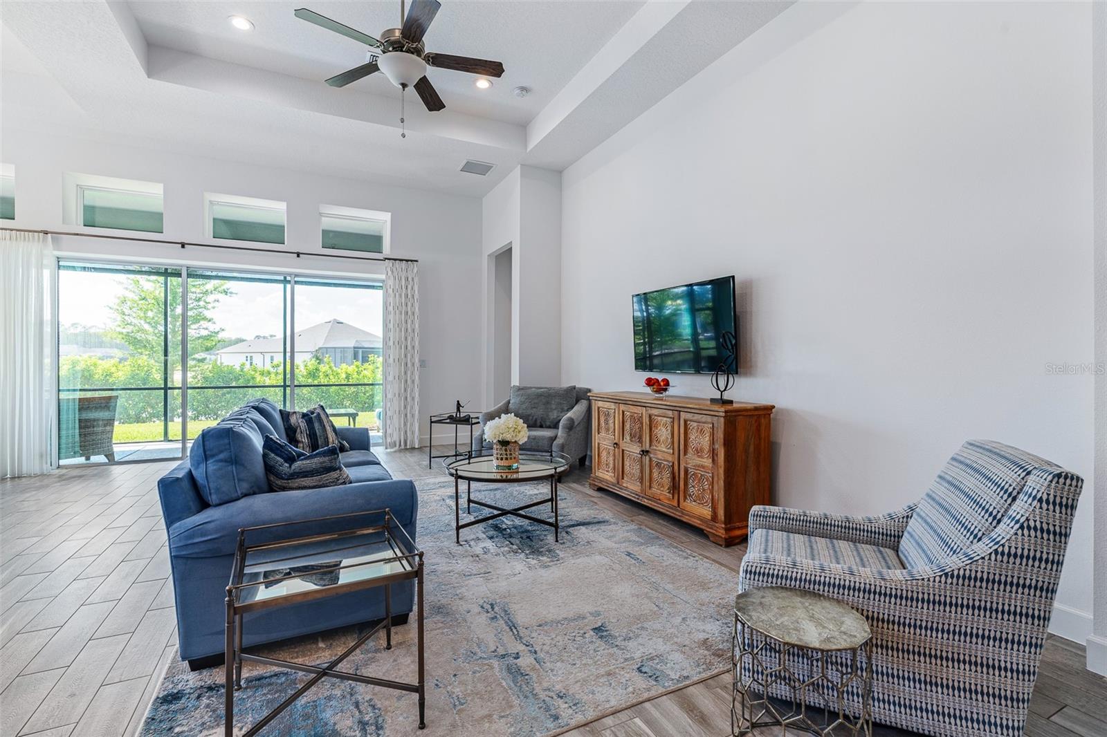 Image 11 of 62 For 16 Kingswood Court