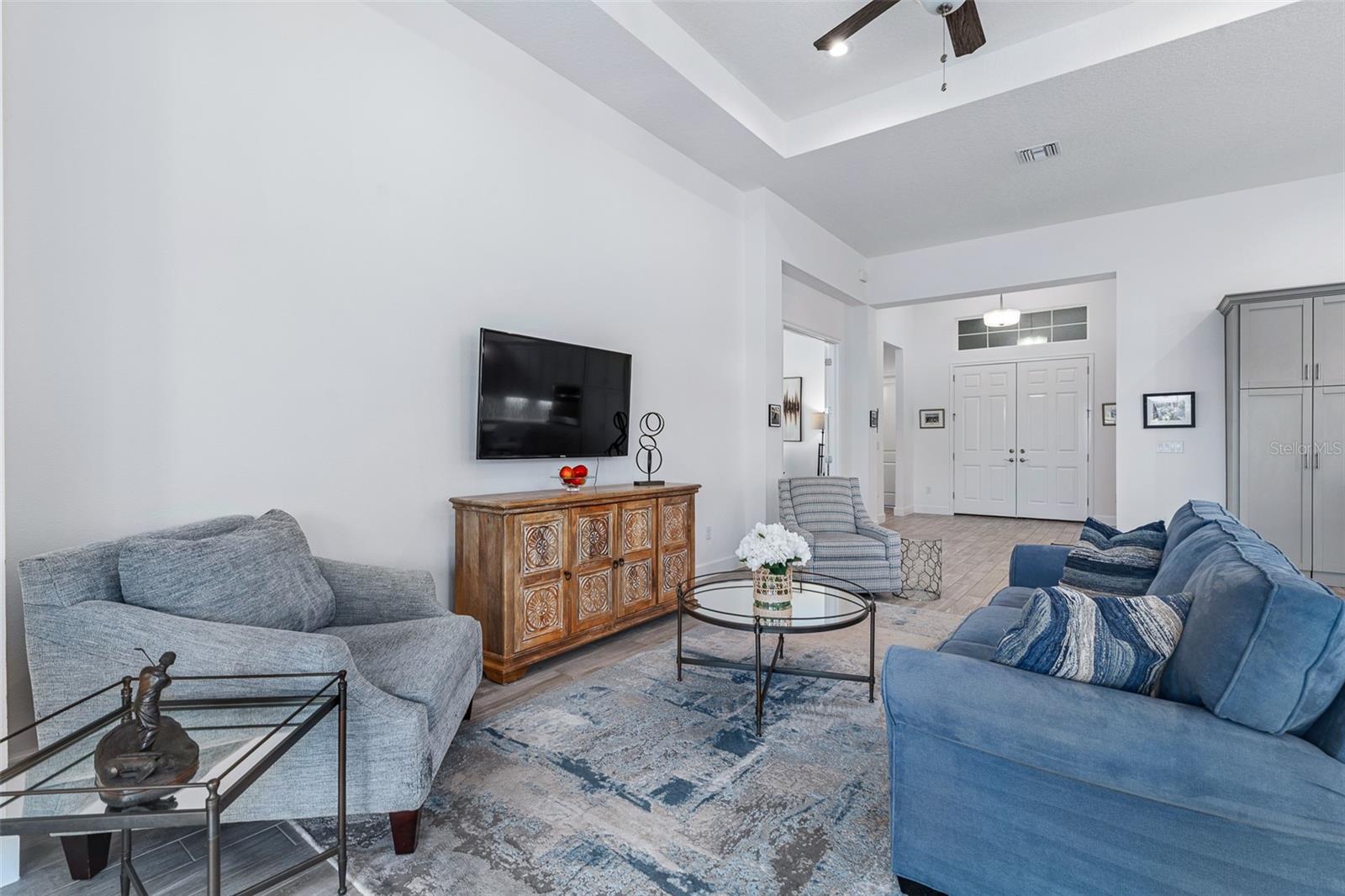 Image 13 of 62 For 16 Kingswood Court