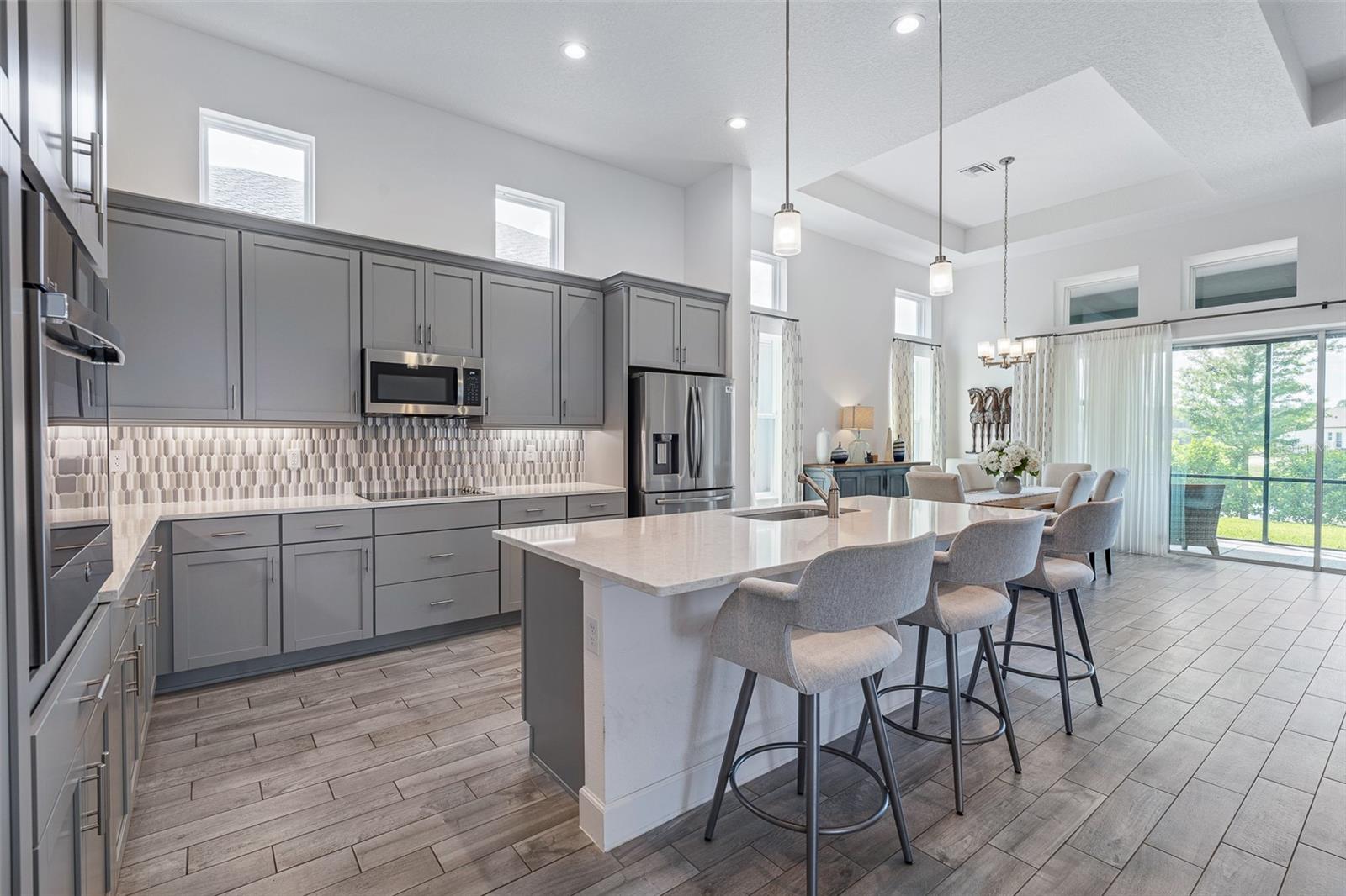 Image 20 of 62 For 16 Kingswood Court