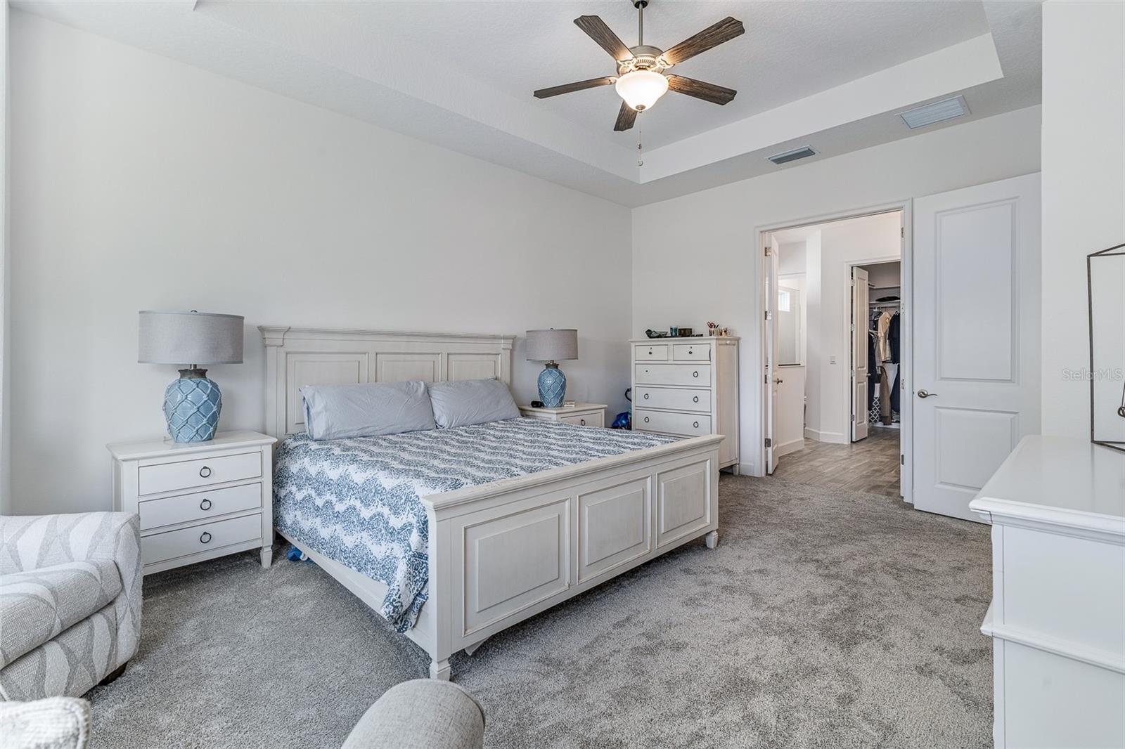 Image 32 of 62 For 16 Kingswood Court