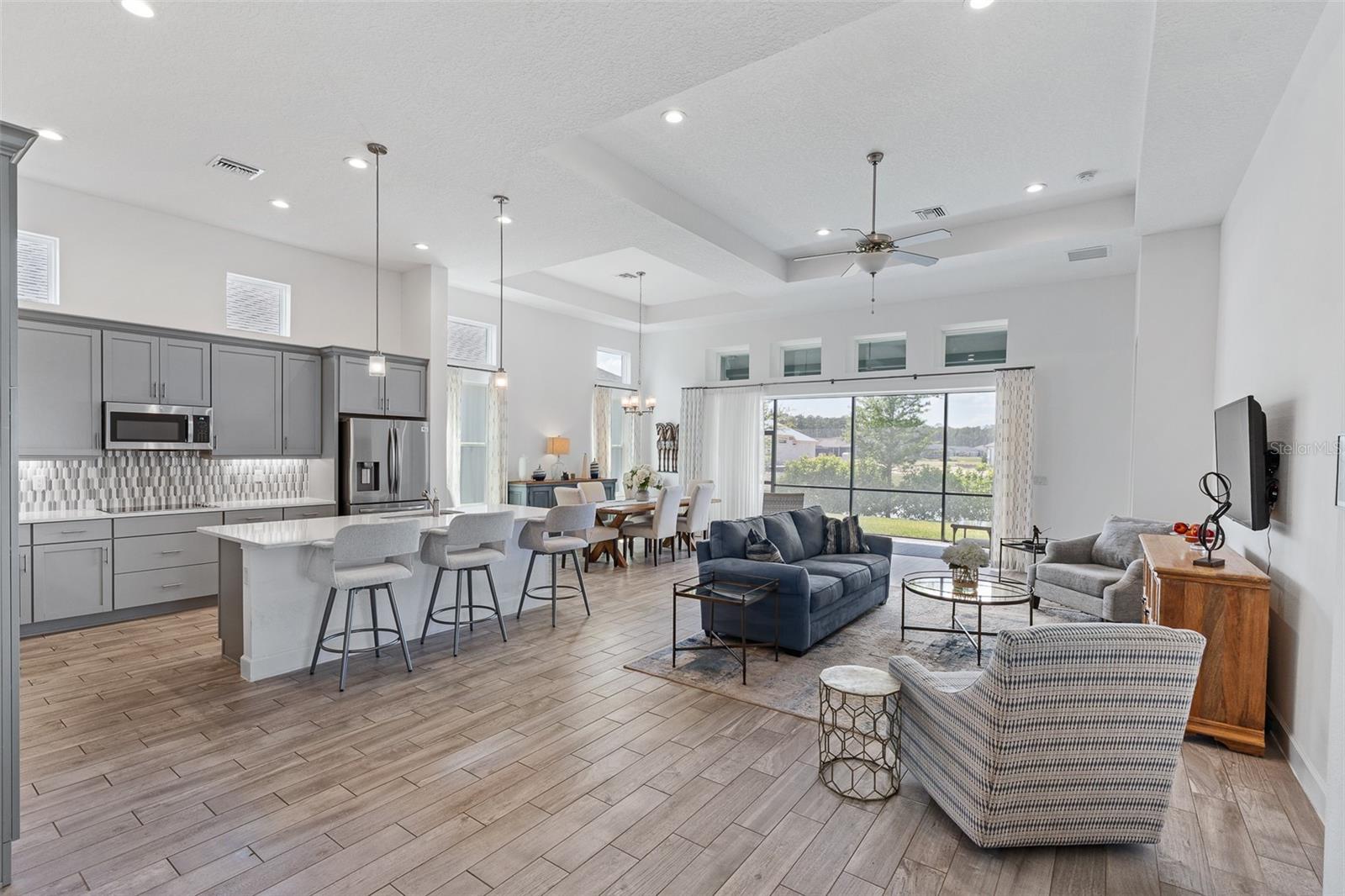 Image 7 of 62 For 16 Kingswood Court