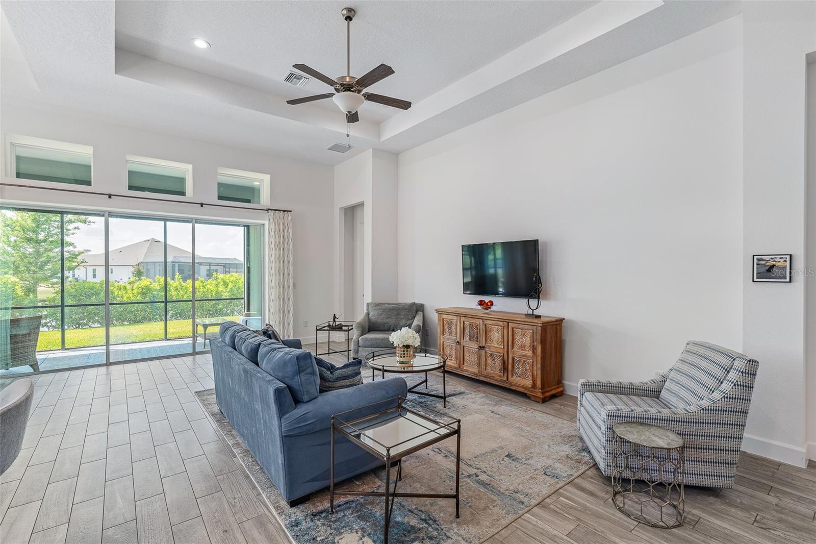 Image 9 of 62 For 16 Kingswood Court