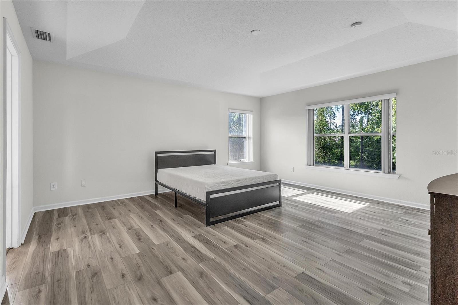 Image 15 of 33 For 81 Panorama Drive