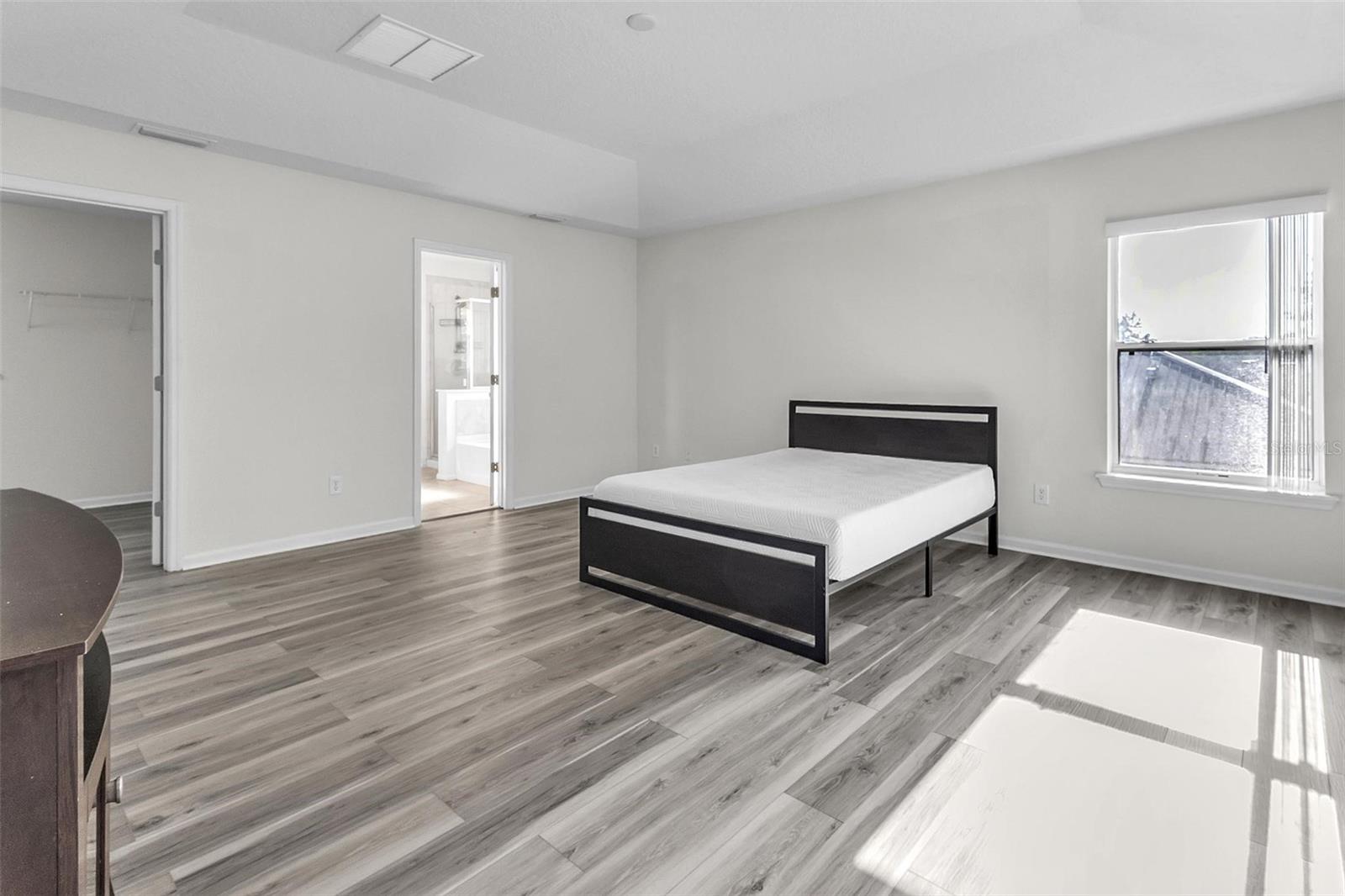 Image 18 of 33 For 81 Panorama Drive