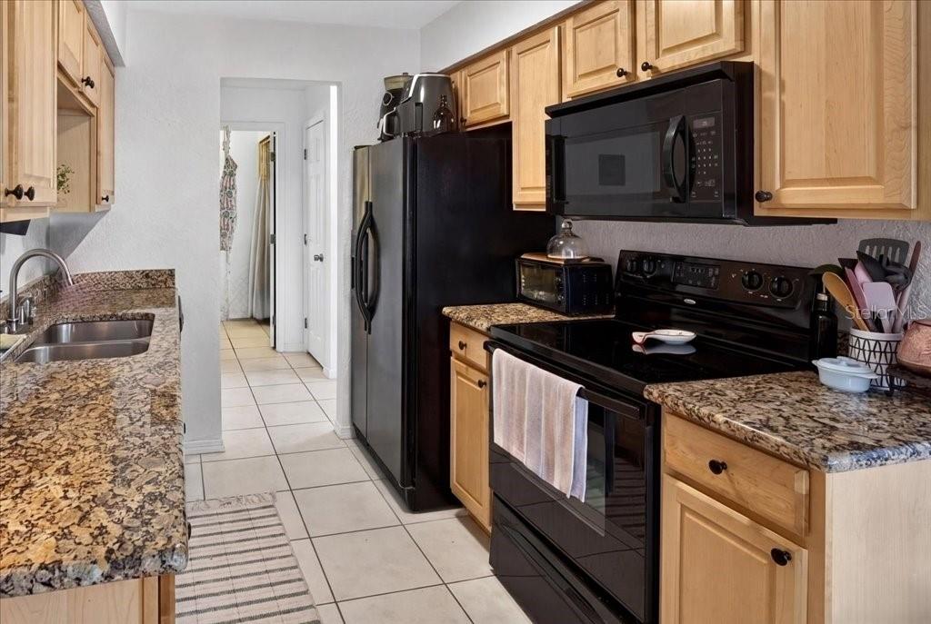 Image 14 of 28 For 12 Brigantine Ct Court