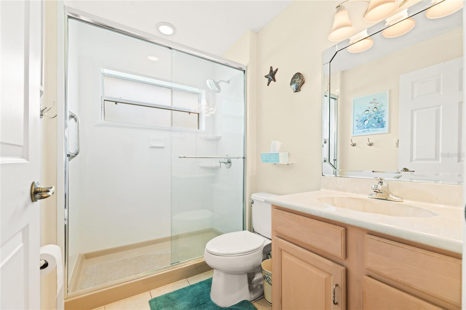 Image 31 of 47 For 40 Edgewater Drive
