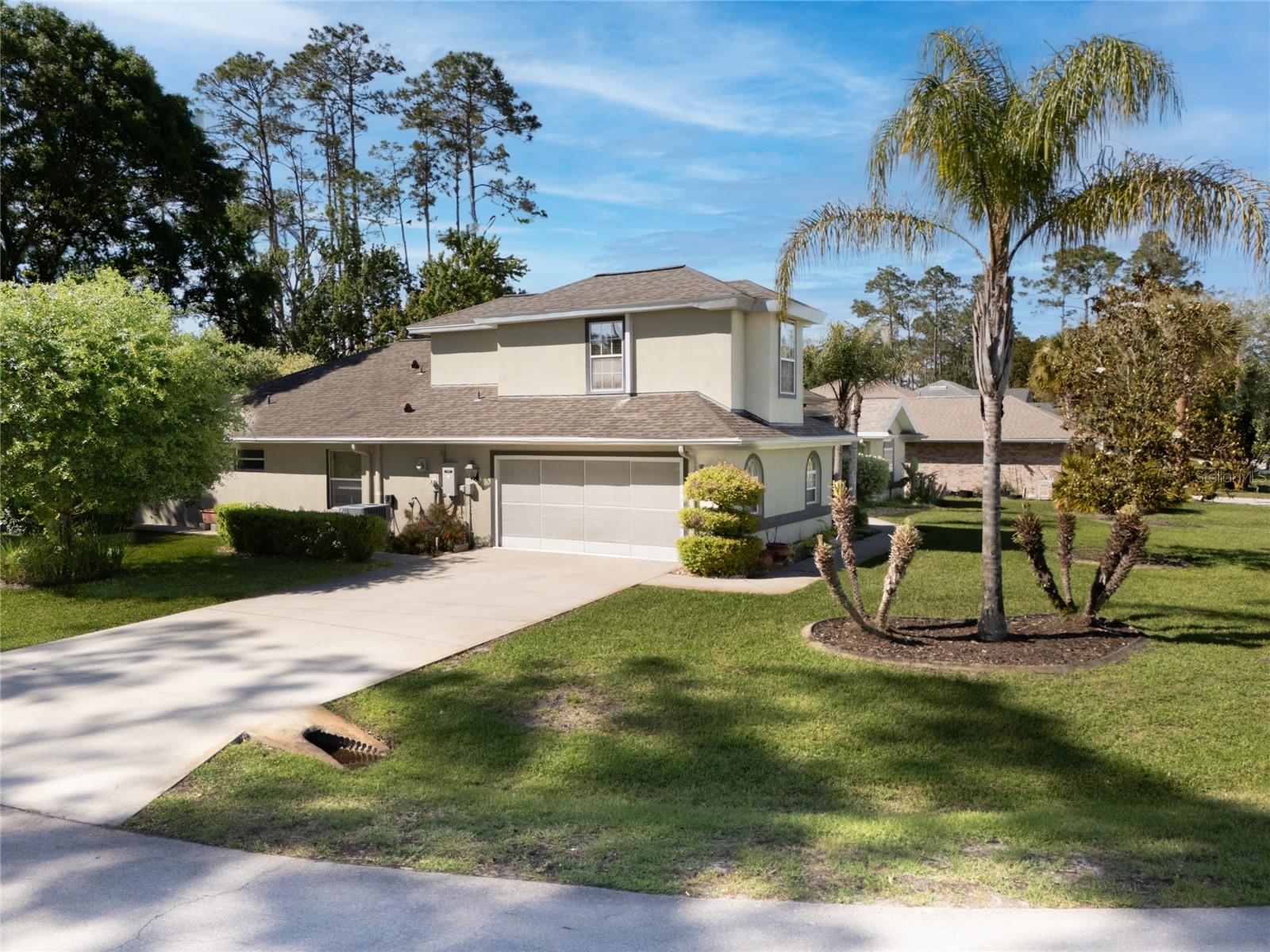 Image 4 of 47 For 40 Edgewater Drive