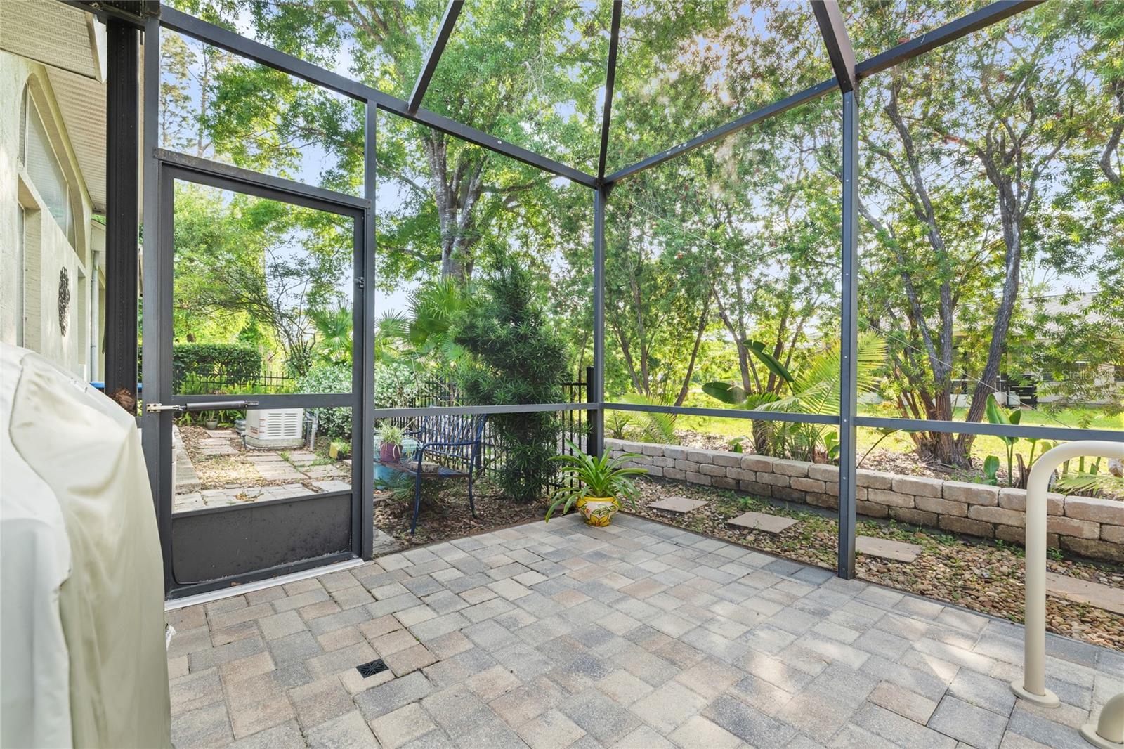 Image 43 of 47 For 40 Edgewater Drive