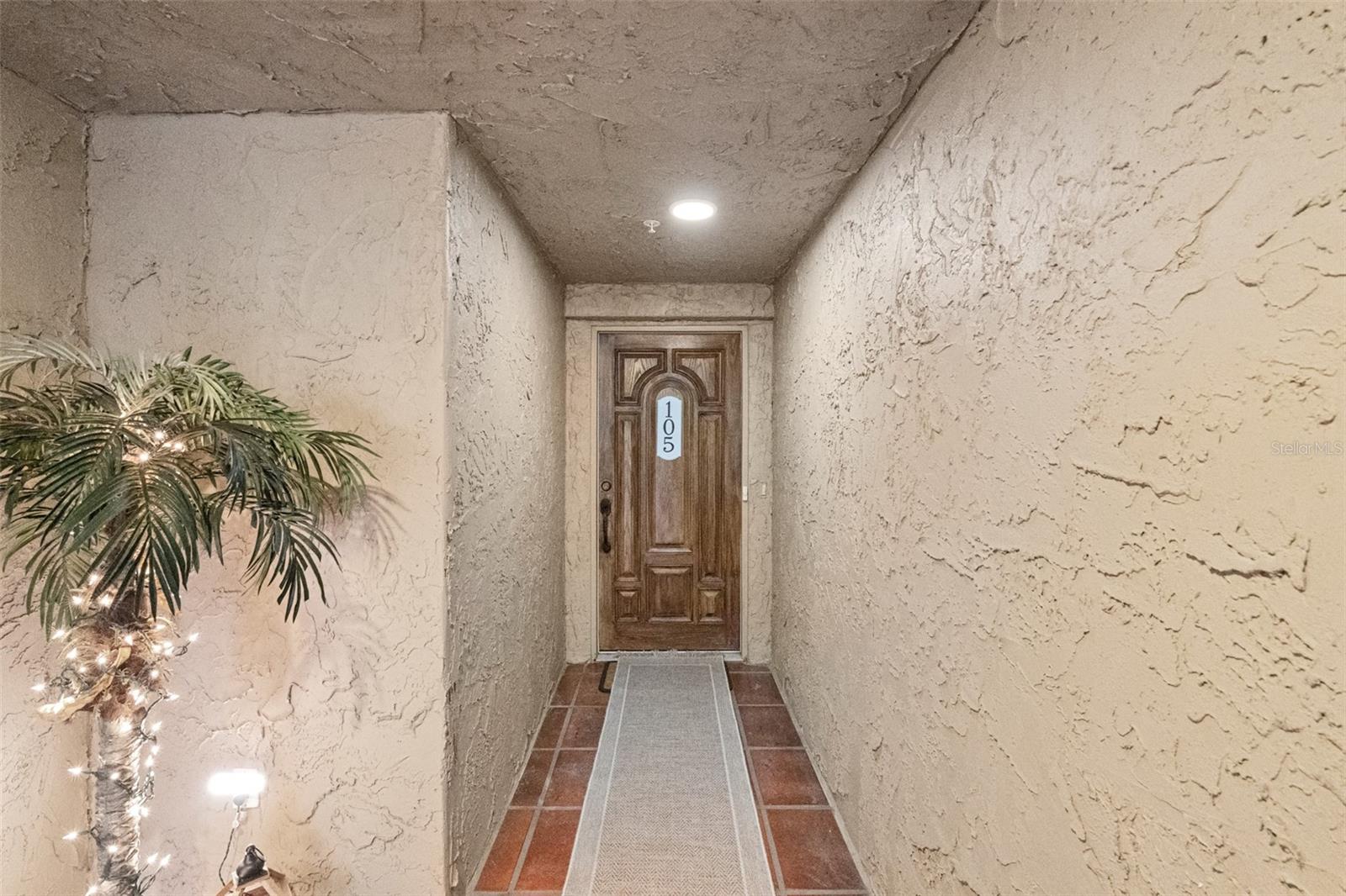 Image 12 of 52 For 104 Club House Drive 105