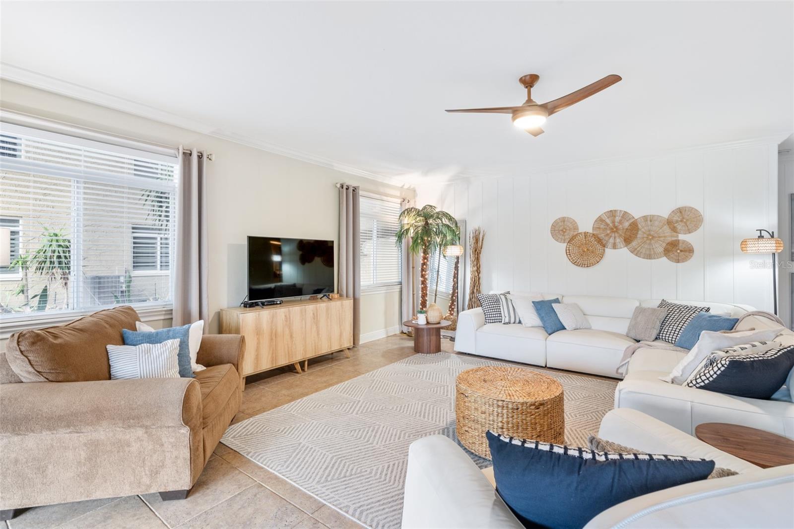 Image 16 of 52 For 104 Club House Drive 105