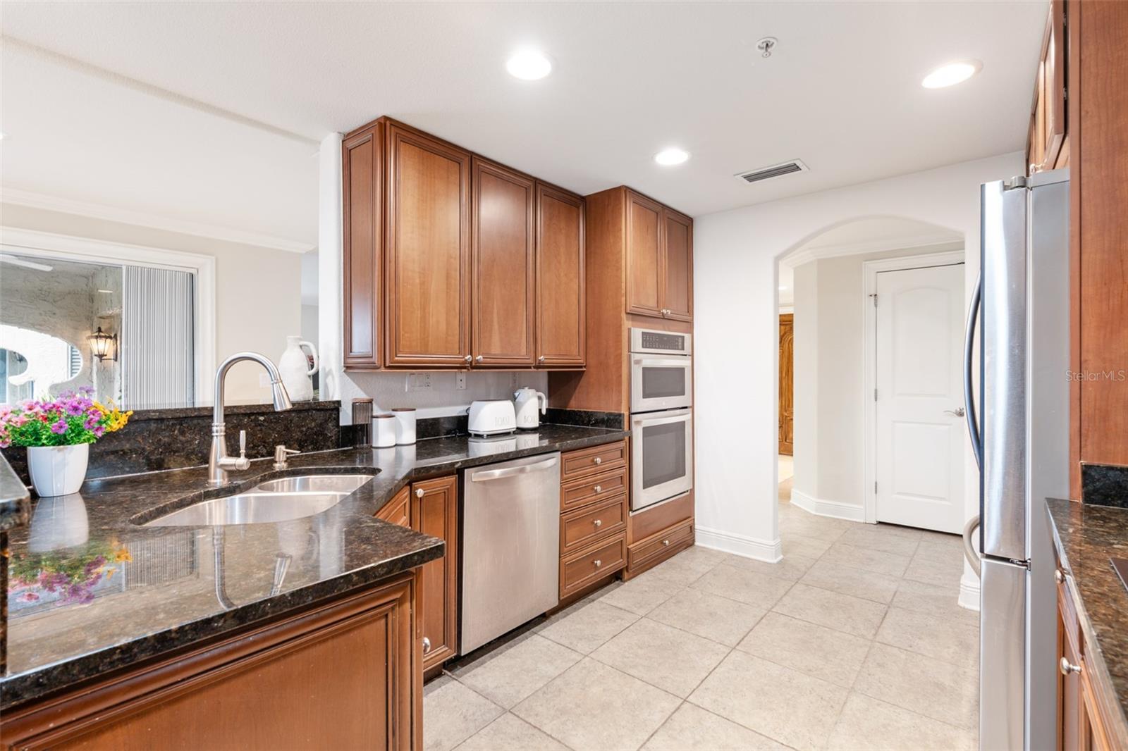 Image 25 of 52 For 104 Club House Drive 105