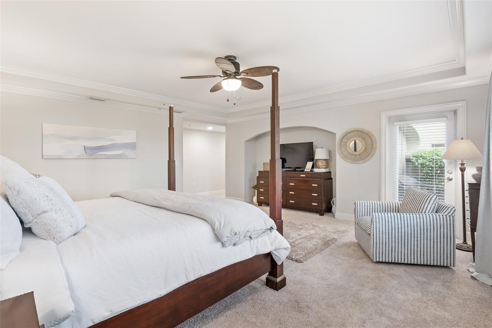 Image 33 of 52 For 104 Club House Drive 105