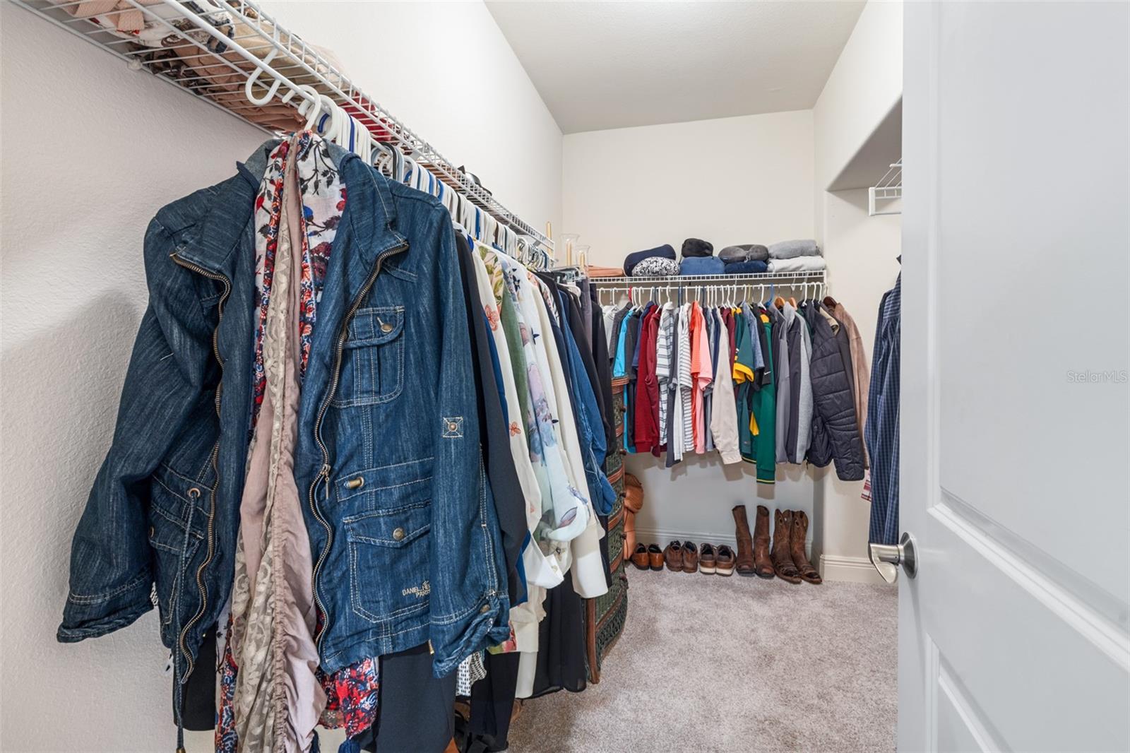 Image 36 of 52 For 104 Club House Drive 105